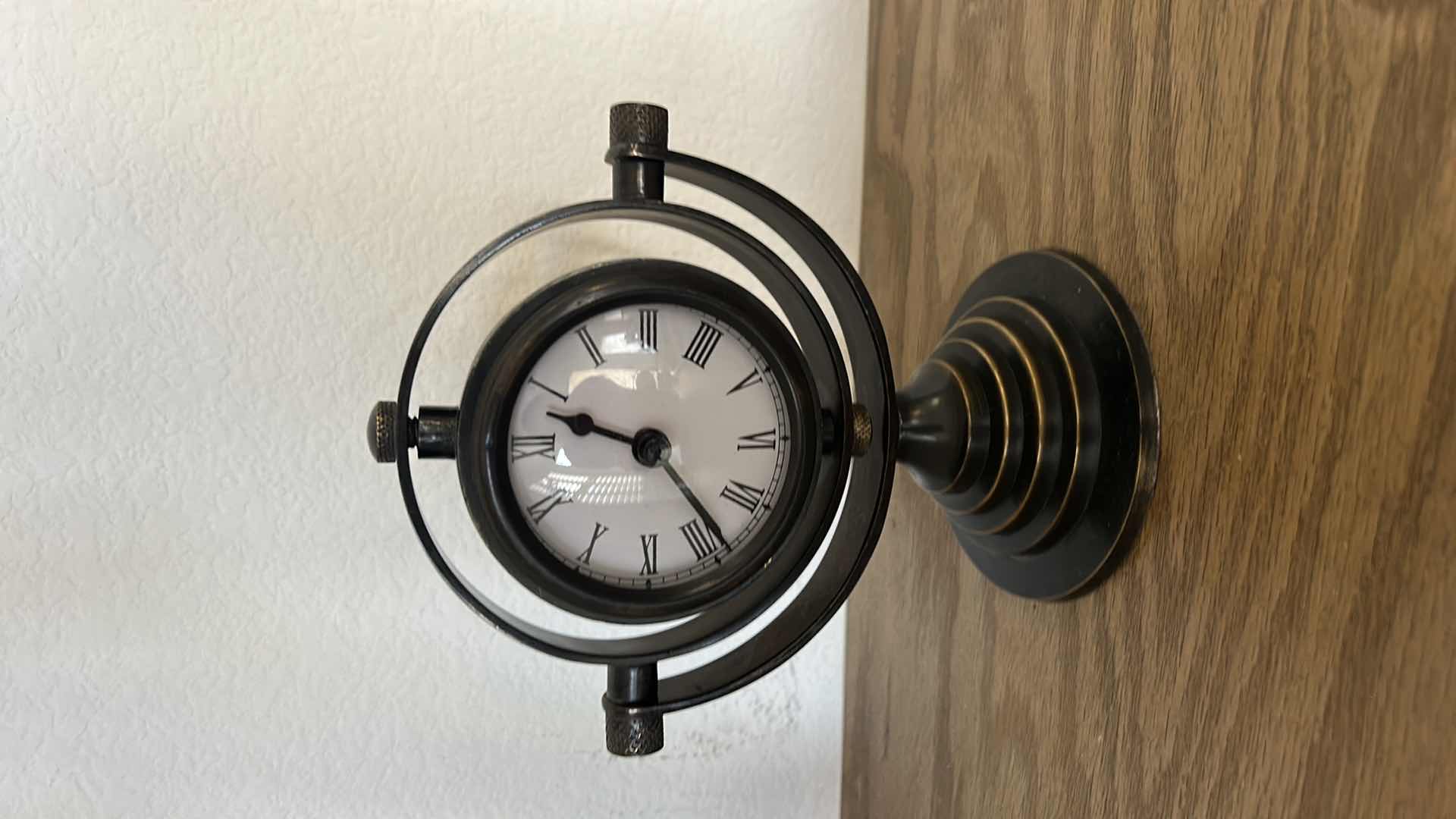 Photo 5 of 4 PC HOME DECOR - (TALLEST WOOD STAND WITH METAL RODS  H17”)