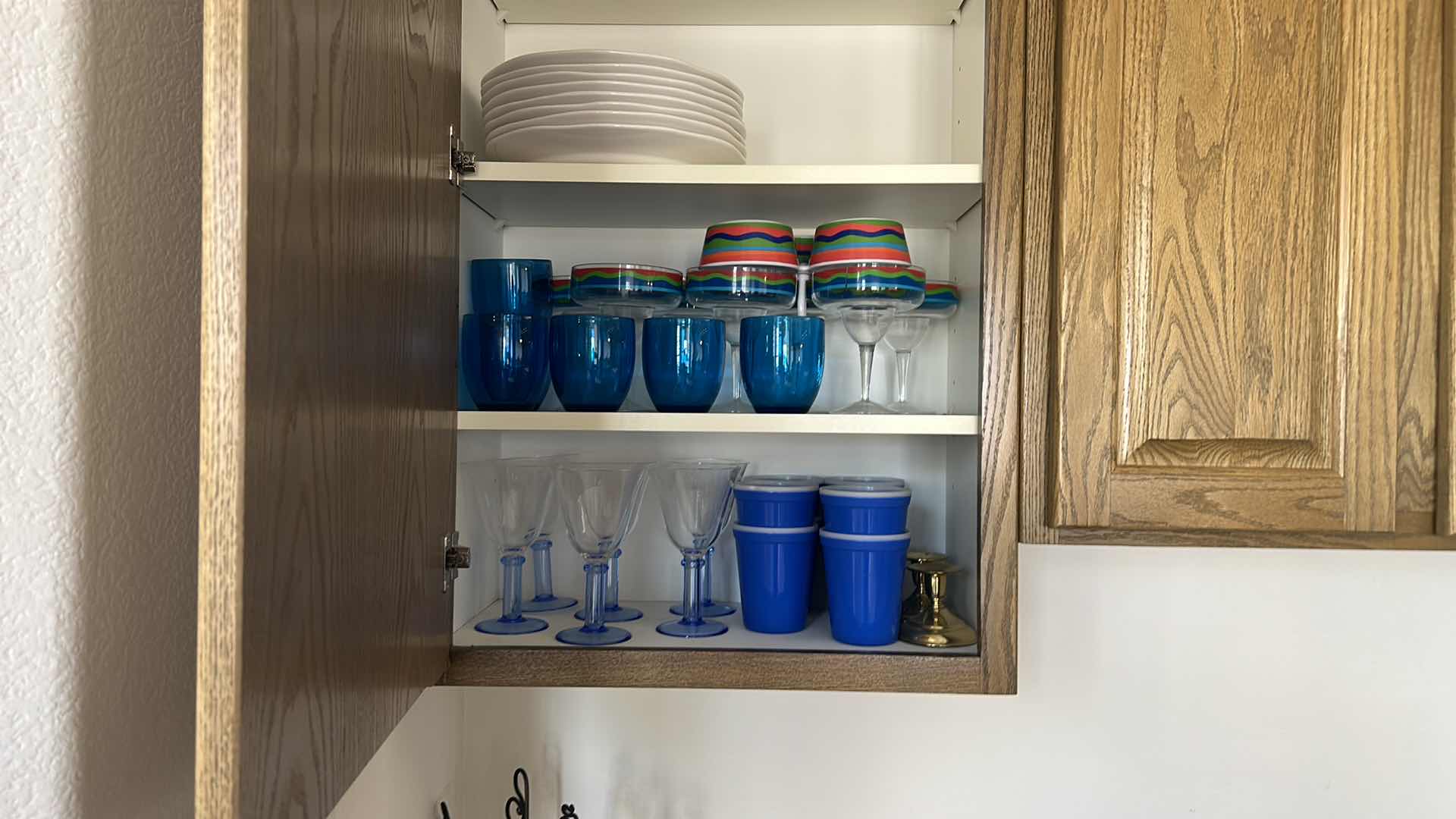 Photo 1 of CONTENTS OF KITCHEN CABINET