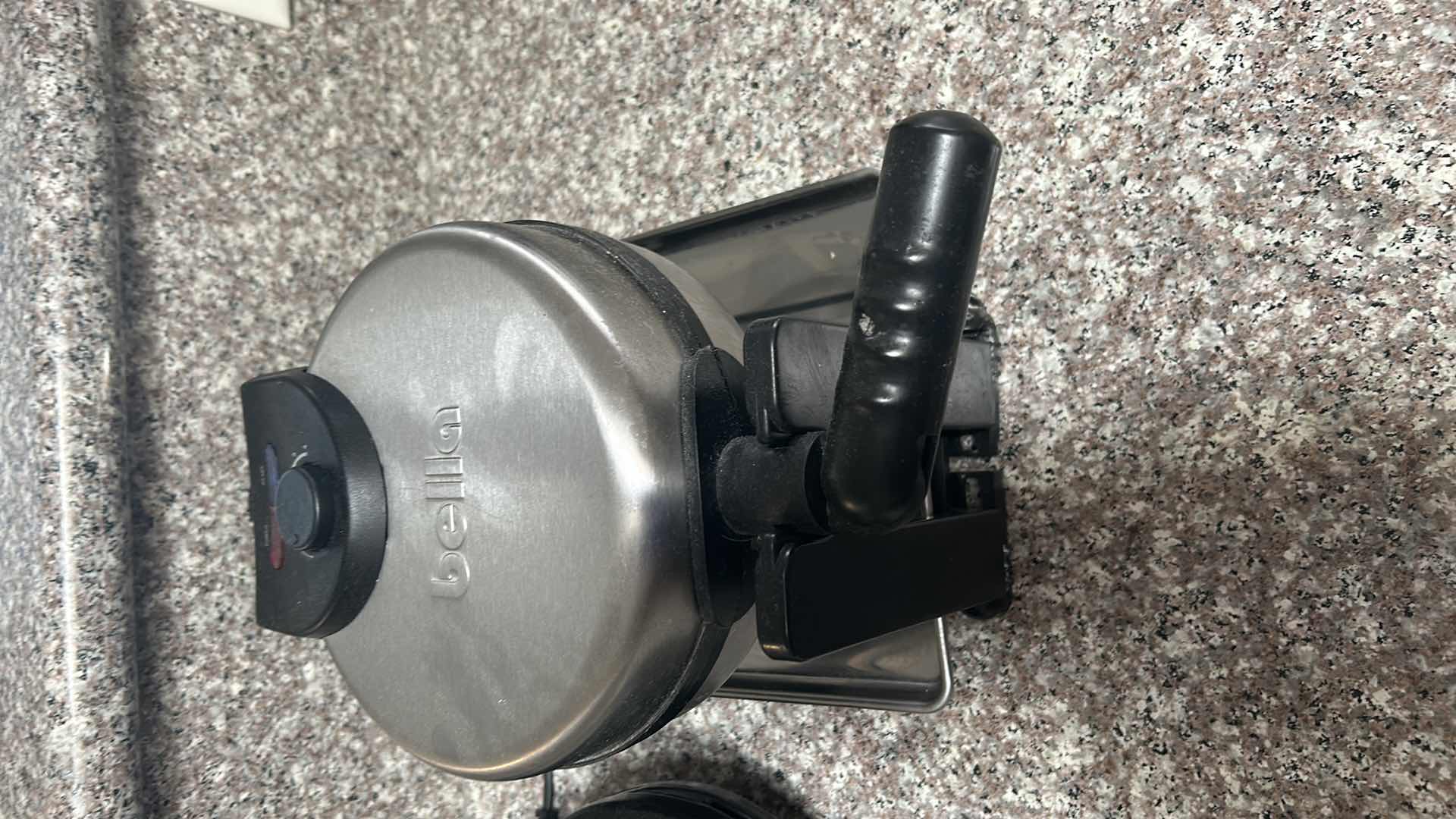 Photo 2 of GEORGE FOREMAN GRILL AND BELLA WAFFLE MAKER