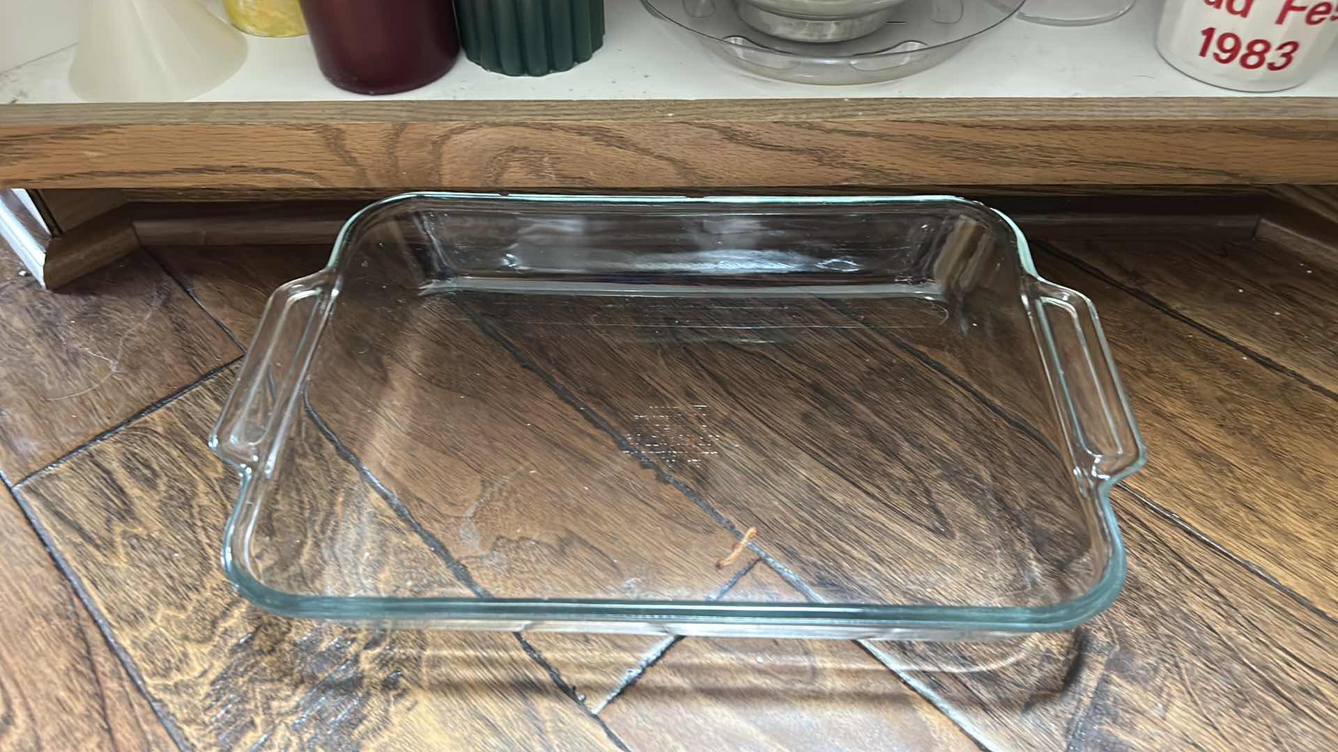 Photo 1 of CONTENTS OF CABINET