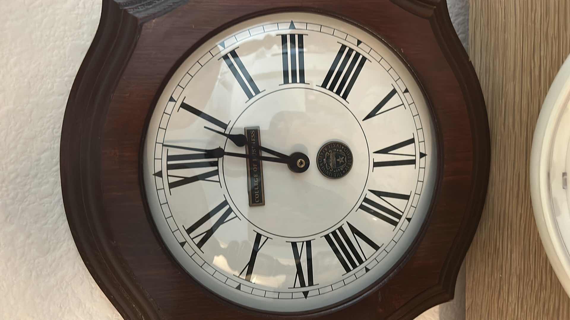 Photo 1 of 2 LAMPS AND 2 WALL CLOCKS ( LAMPS H33.5”)