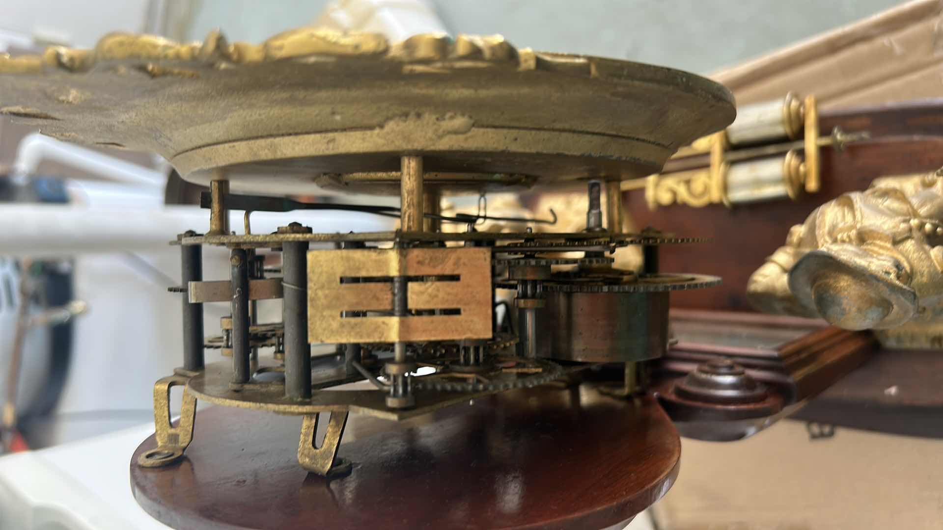 Photo 6 of OLD VINTAGE CLOCK, NEEDS RESTORATION H17”