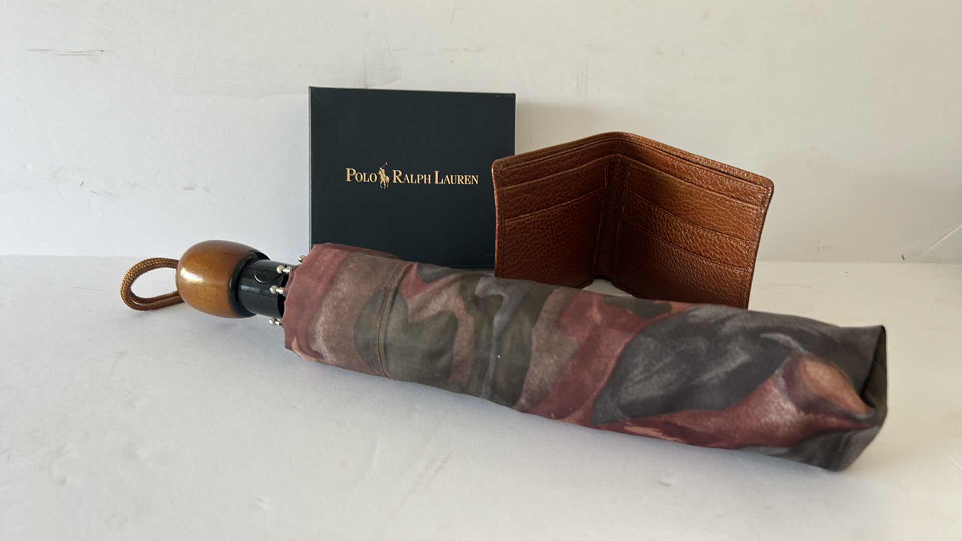 Photo 6 of MENS ACCESSORIES- RALPH LAUREN BIFOLD AND UMBRELLA