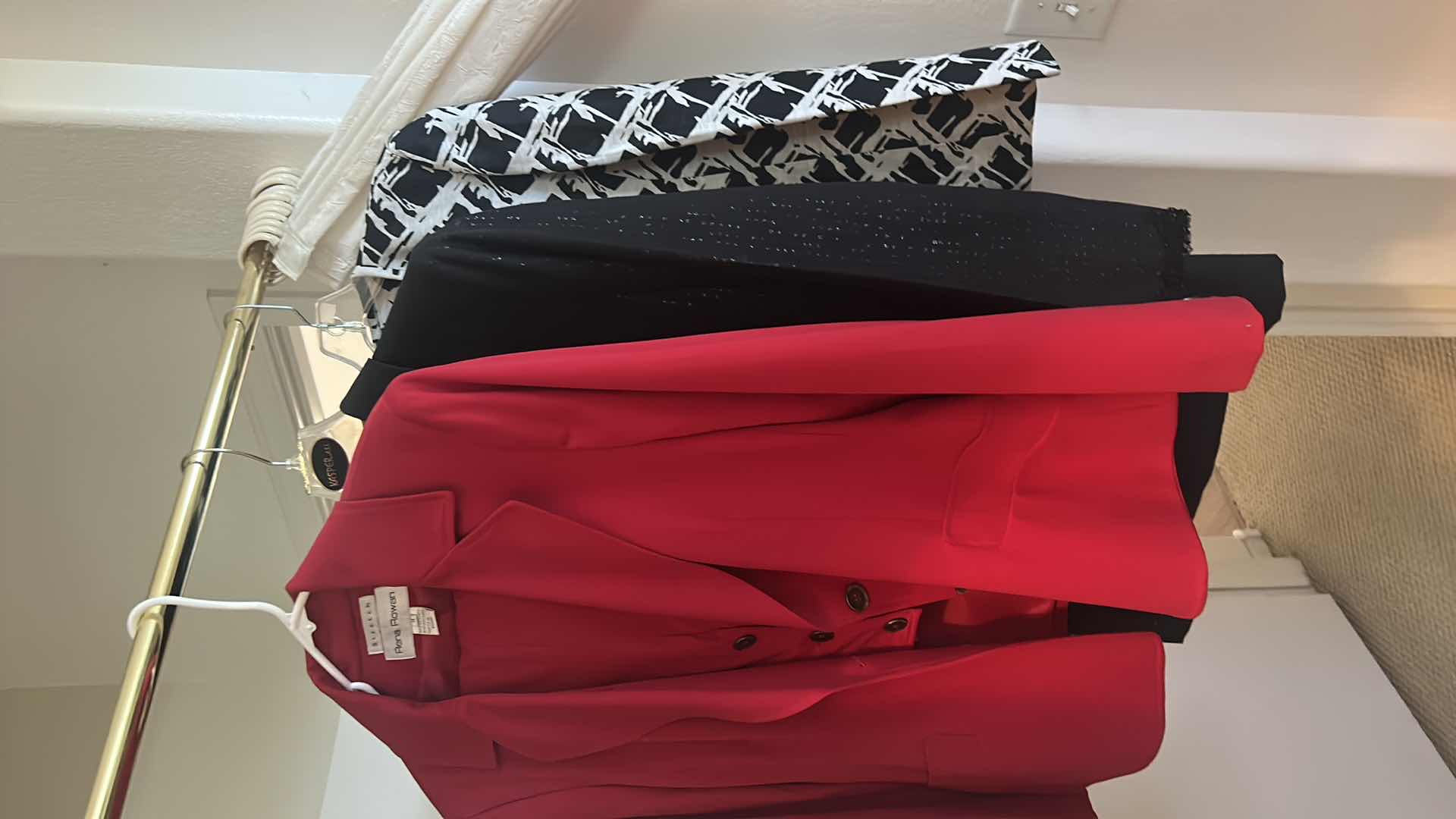 Photo 1 of WOMENS DRESSY AND BUSINESS EXEC CLOTHING 2 PC ASSORTMENT SIZE 14