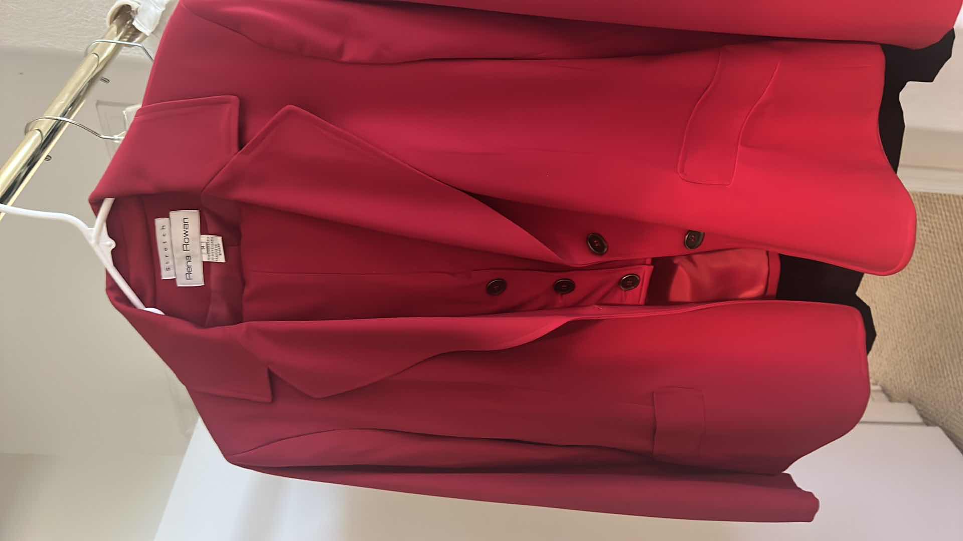 Photo 2 of WOMENS DRESSY AND BUSINESS EXEC CLOTHING 2 PC ASSORTMENT SIZE 14