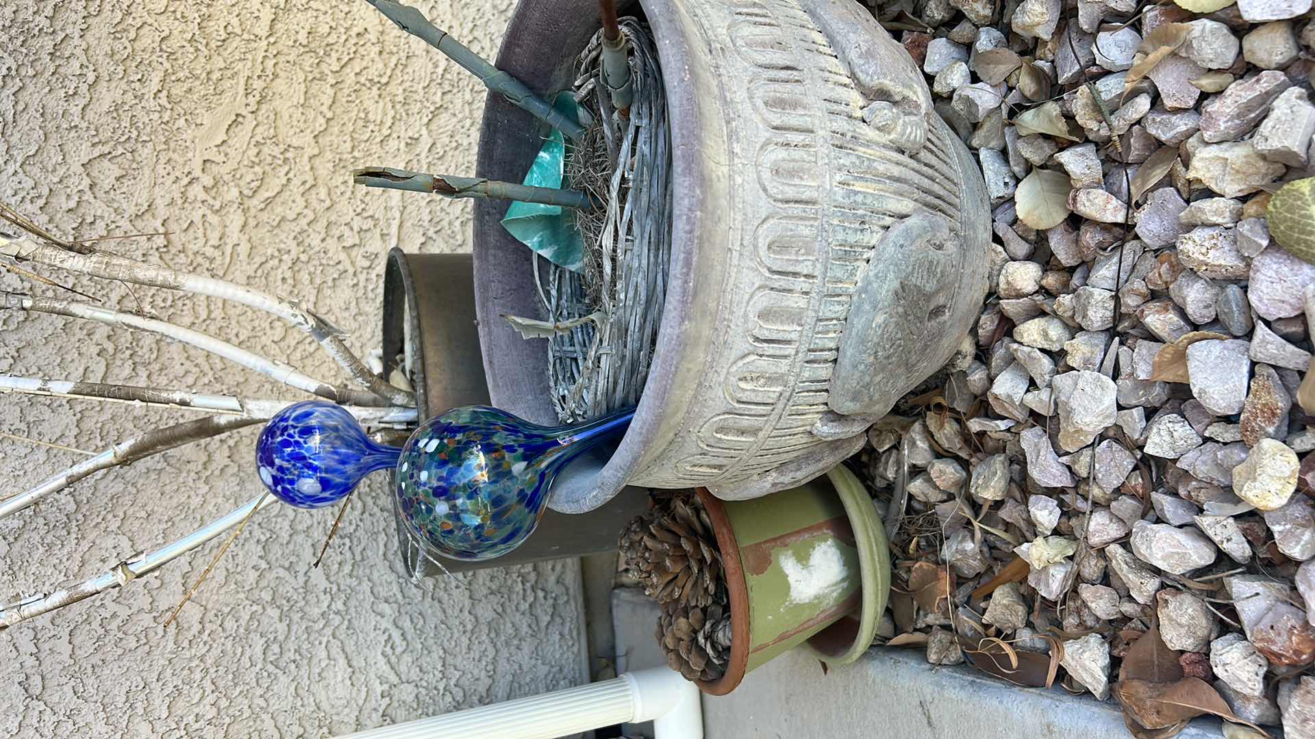 Photo 1 of 2 CERAMIC PLANTER POTS AND 1 METAL ( TALLEST 11”)