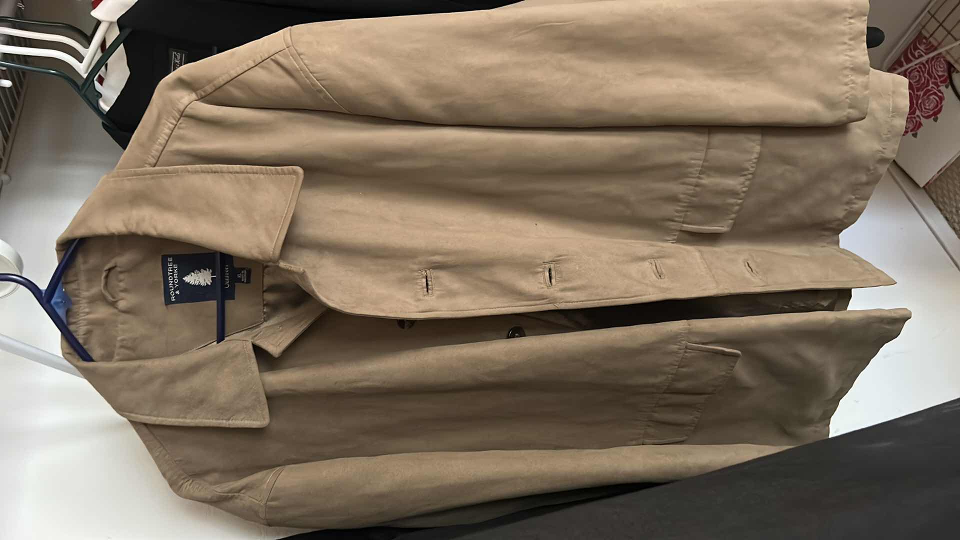 Photo 1 of MENSWEAR- SUITS, JACKETS, COATS AND MORE (MOSTLY SIZE L)