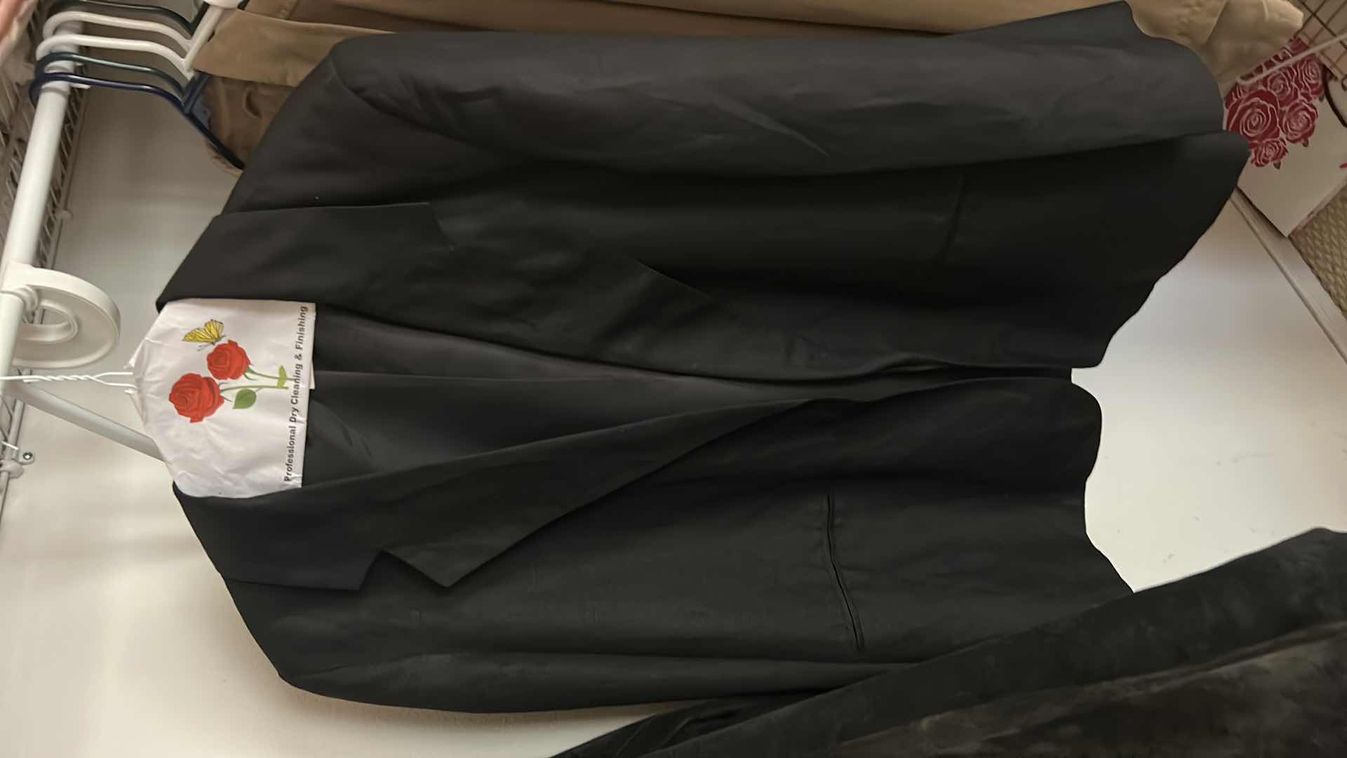 Photo 1 of MENSWEAR- SUITS, JACKETS, COATS AND MORE (MOSTLY SIZE L)
