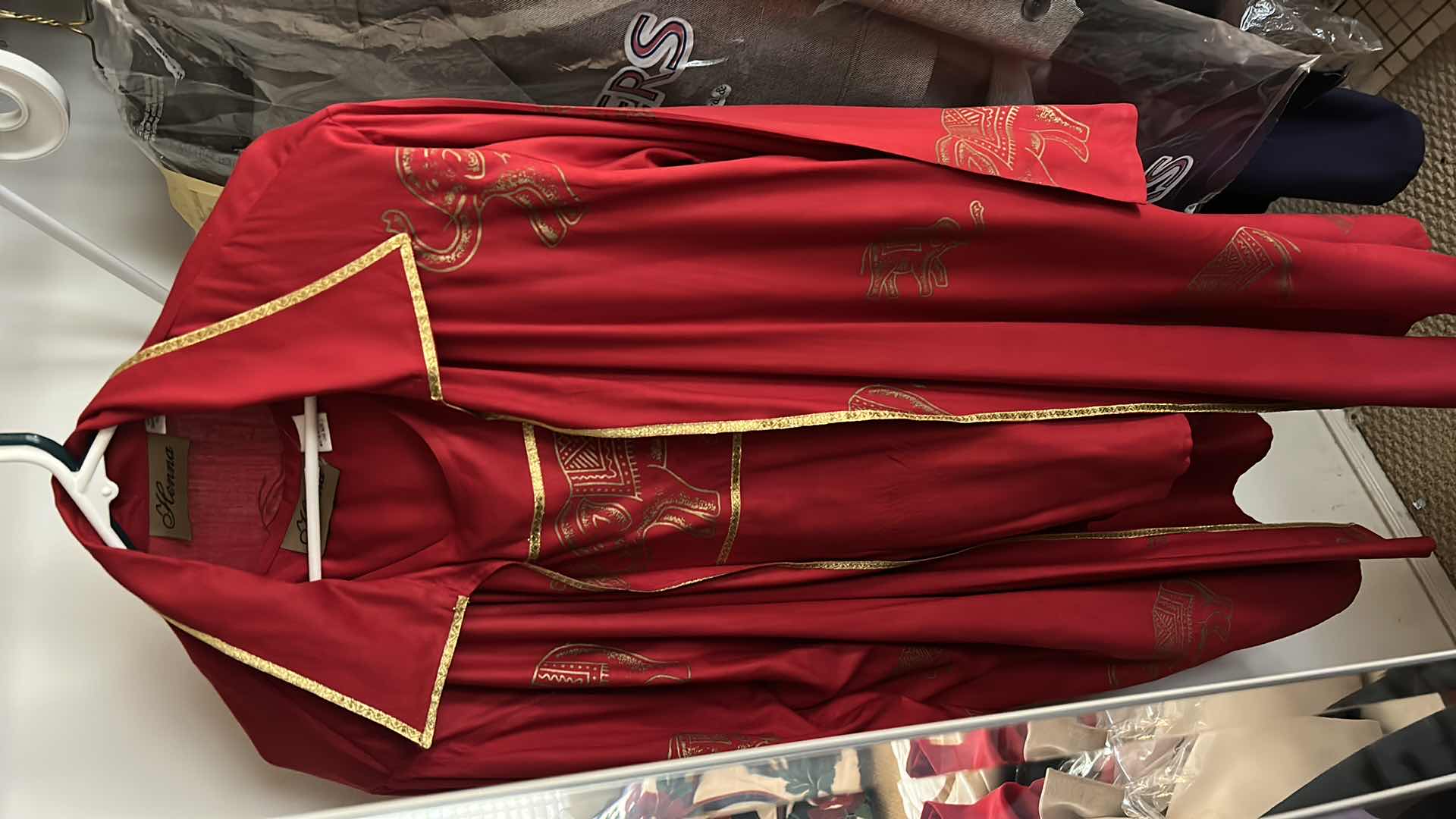 Photo 1 of MENSWEAR- SUITS, JACKETS, COATS AND MORE (MOSTLY SIZE L)