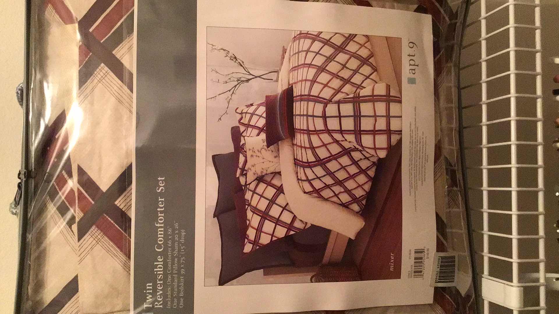 Photo 1 of 2 NEW APT 9 TWIN REVERSIBLE COMFORTER SETS