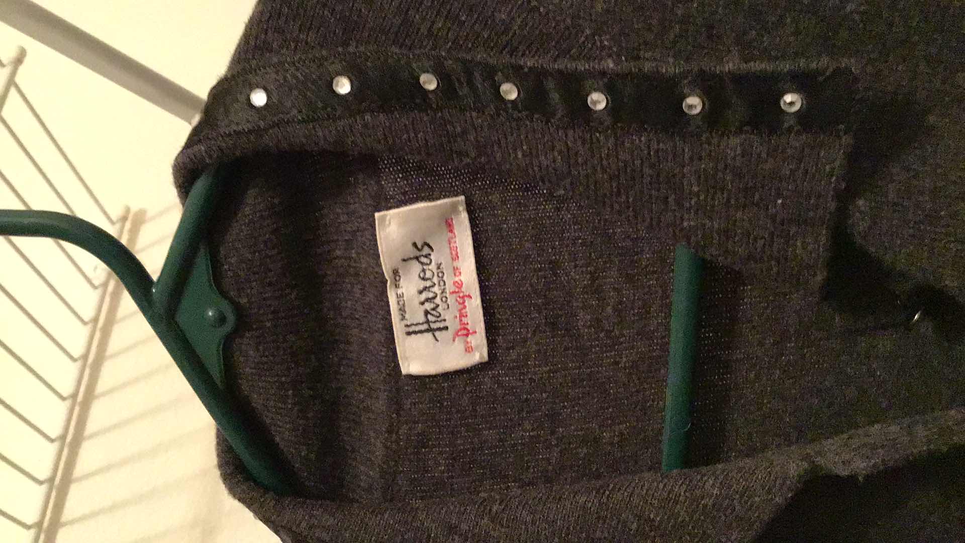 Photo 5 of HARRODS LONDON SIZE 42 (WOMENS MEDIUM) LAMBS WOOL SWEATER  W MATCHING SKIRT 