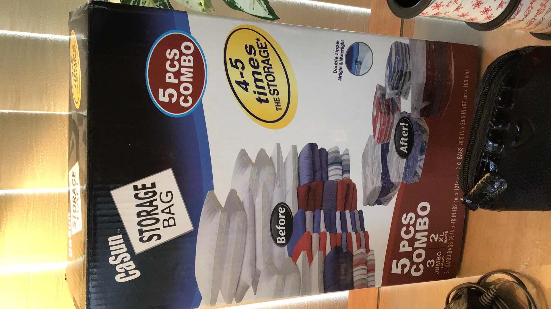 Photo 4 of HOME ASSORTMENT LAMP, UNIQUE BRACELET, LEATHER COIN PURSE AND MORE