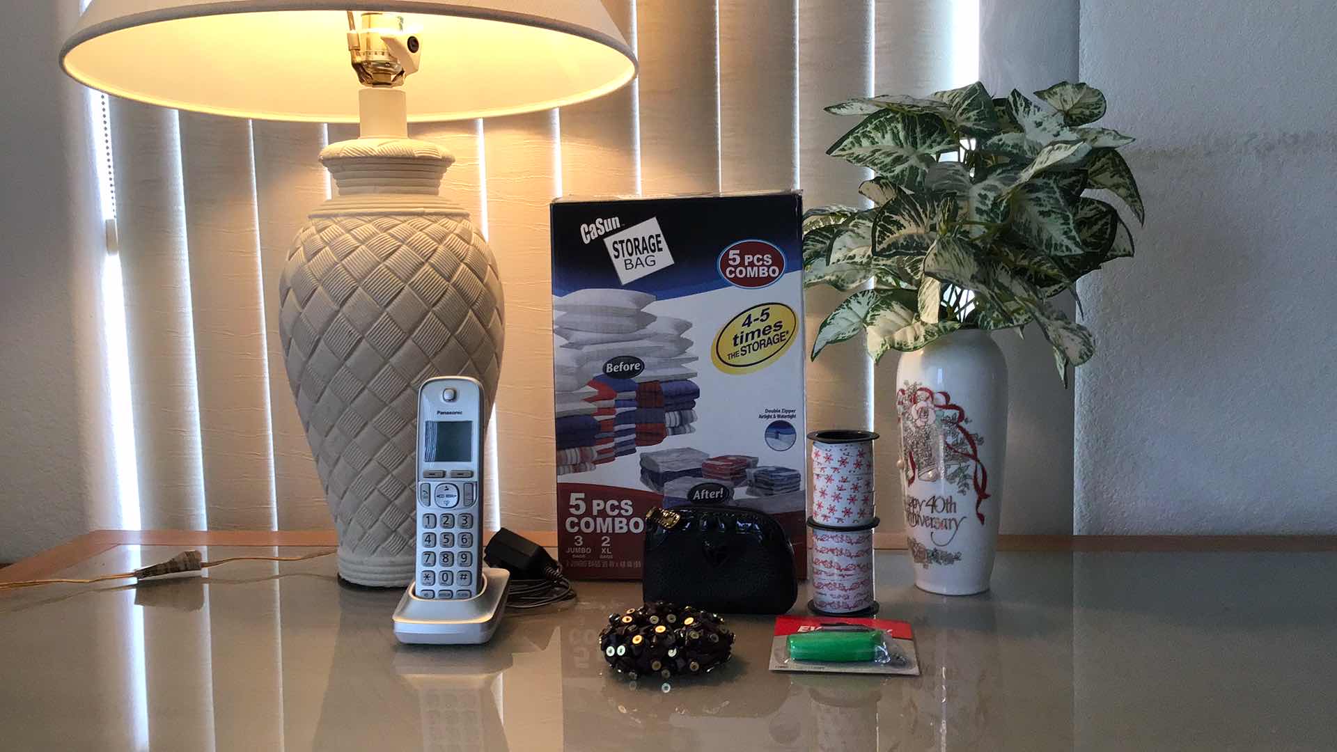 Photo 6 of HOME ASSORTMENT LAMP, UNIQUE BRACELET, LEATHER COIN PURSE AND MORE