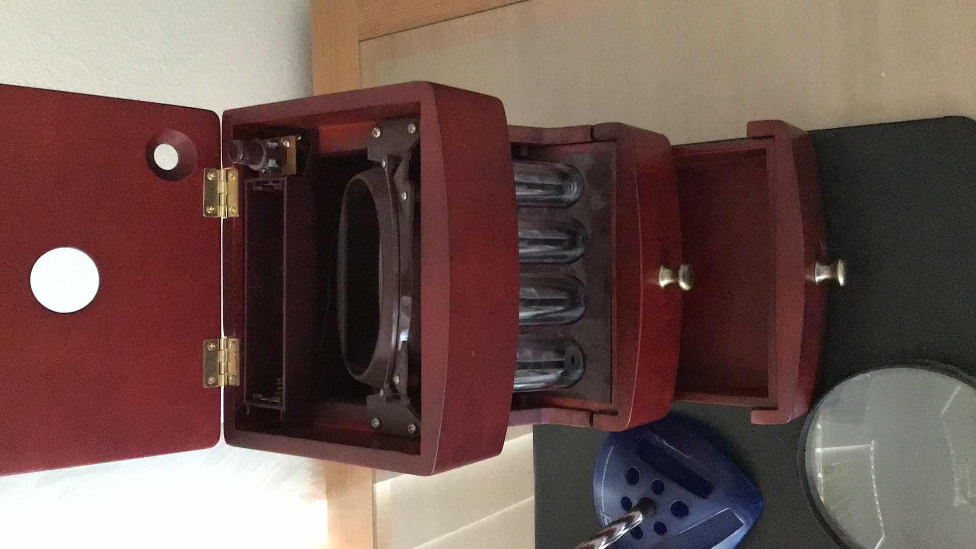 Photo 1 of OFFICE ASSORTMENT AUTOMATED CHANGE BANK, CALCULATOR AND MORE