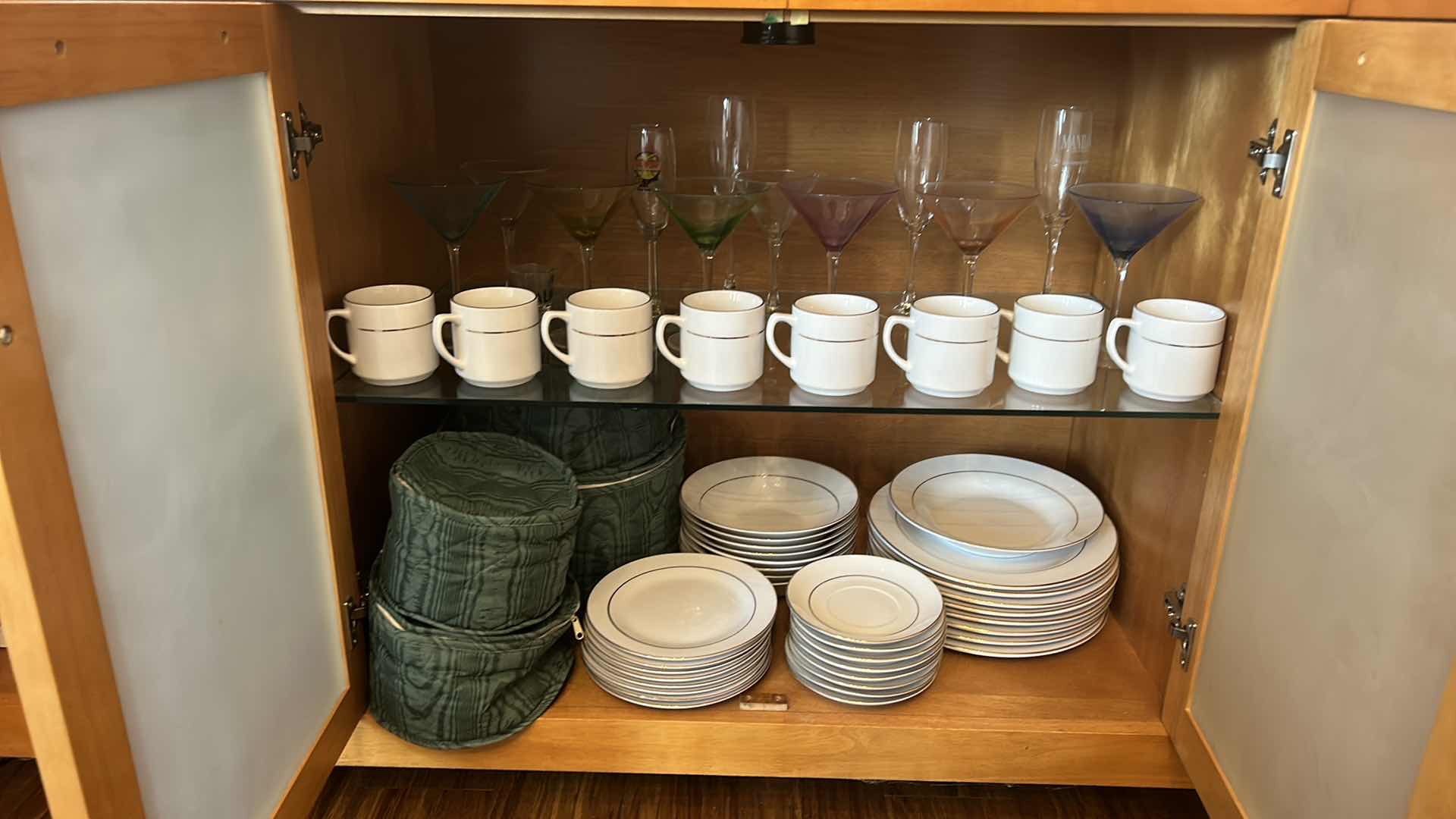 Photo 1 of 41 PC WHITE PORCELAIN DINNERWARE WITH GOLD ACCENT AND STEMWARE