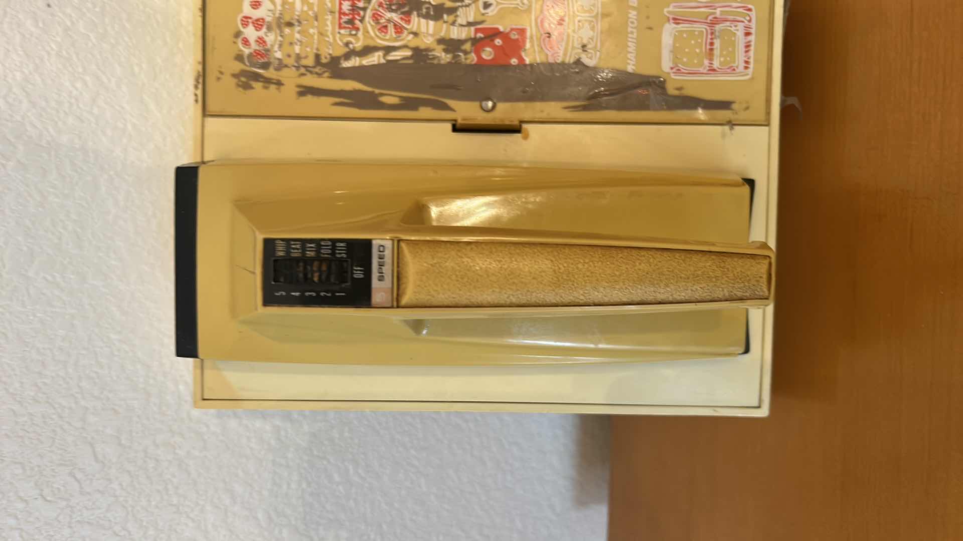 Photo 1 of NOSTALGIC RETRO VINTAGE HAMILTON BEACH BLENDER (TESTED)