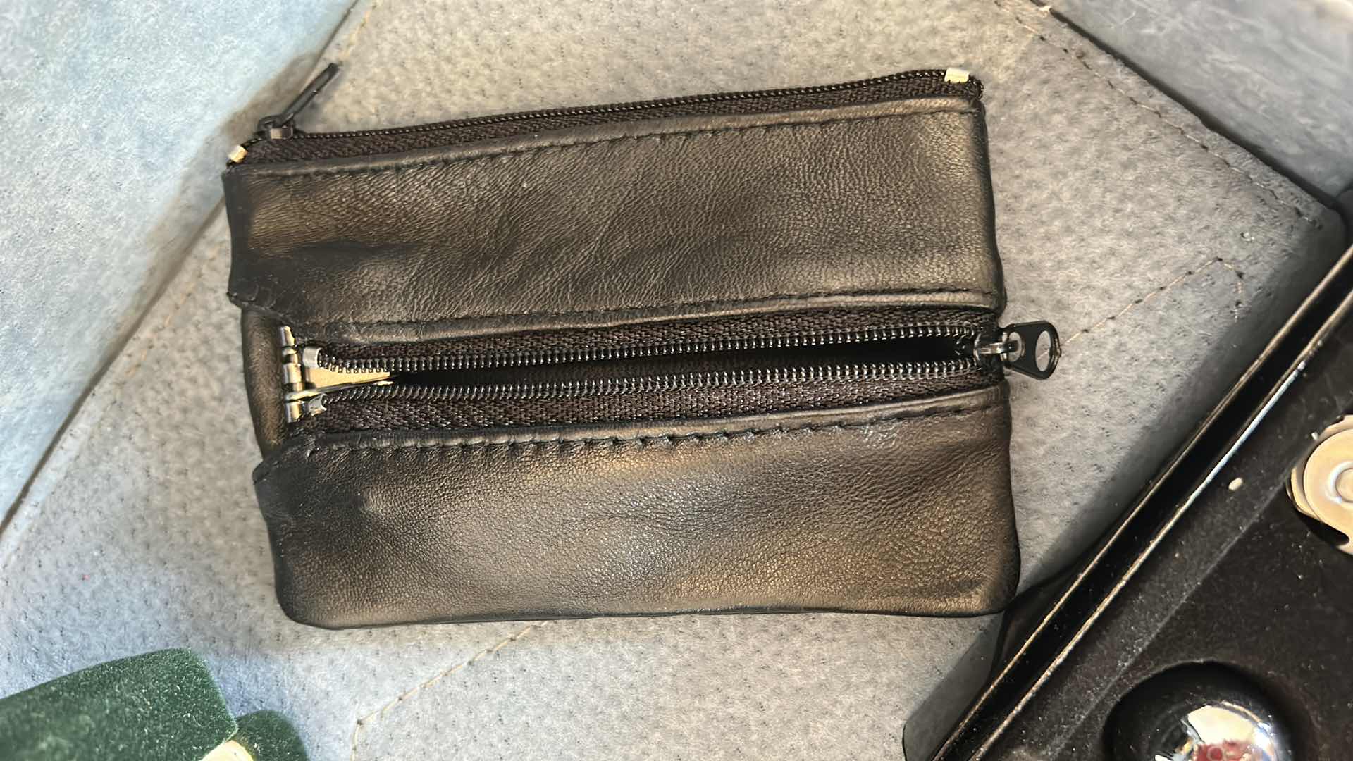 Photo 1 of MENS VINTAGE BRIEFCASE PLUS CONTENTS, FLASK, OLYMPUS CAMERA AND MORE