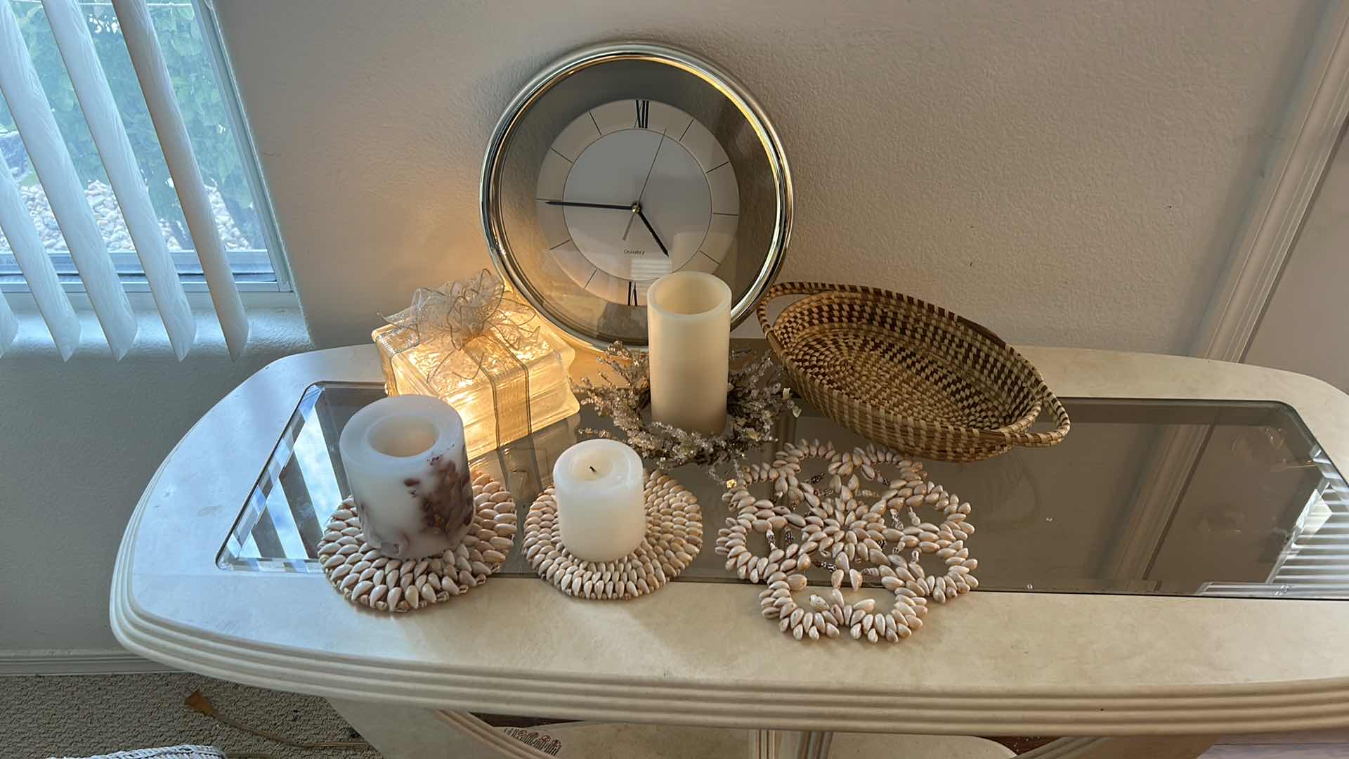 Photo 1 of HOME DECOR ASSORTMENT