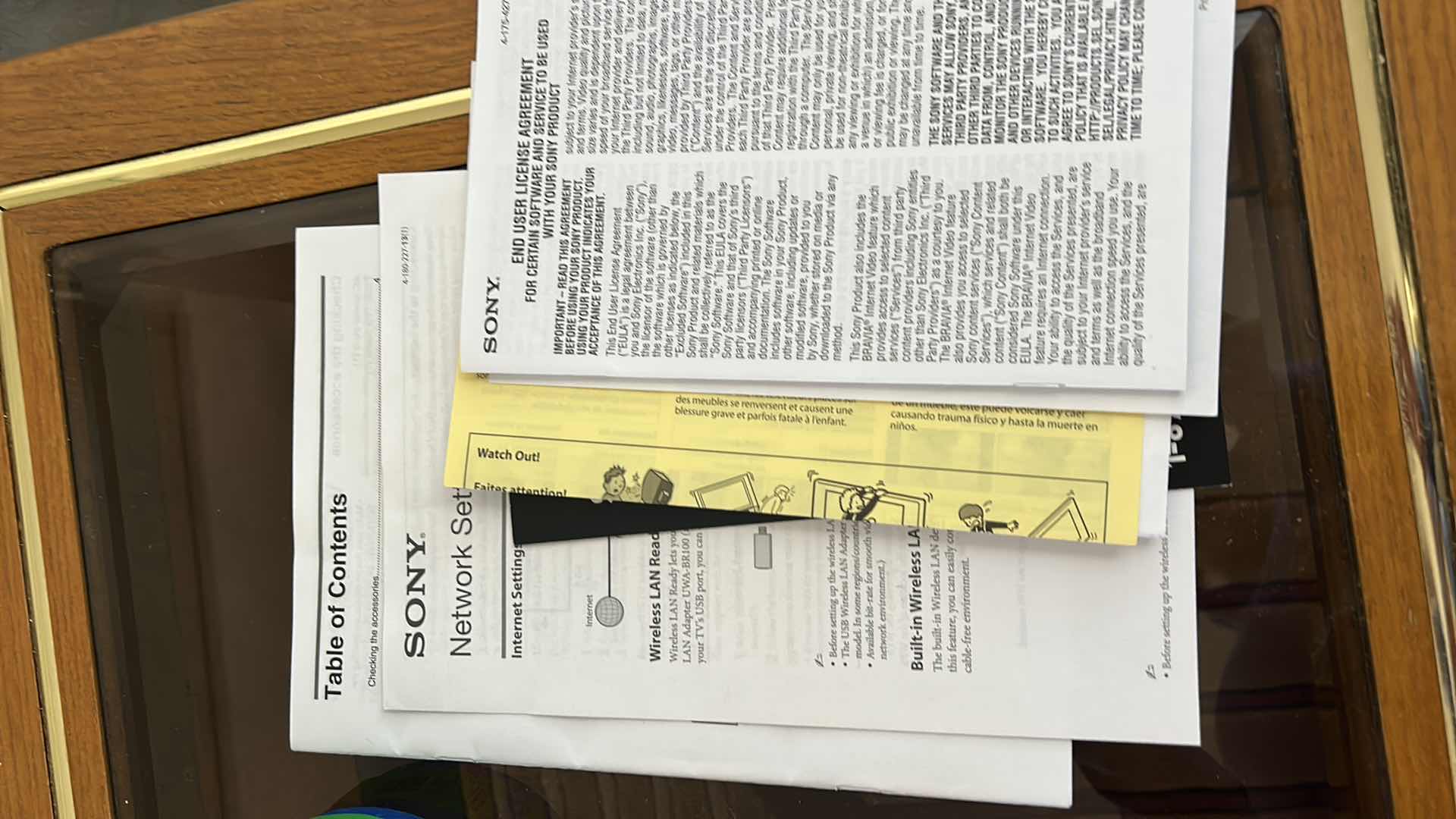 Photo 1 of SONY 40” W REMOTE AND DVD/CD/WMA PLATER