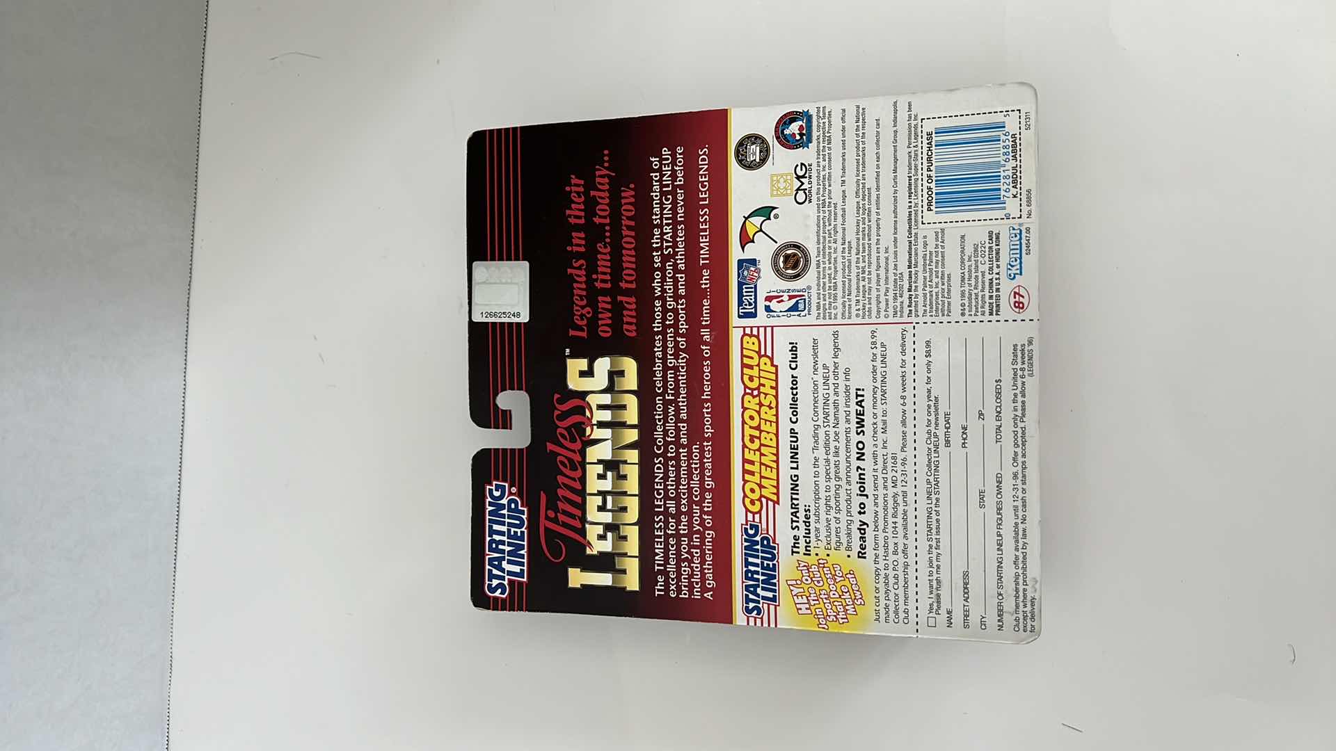 Photo 1 of 1995 STARTING LINEUP KAREEM JABBAR BASKETBALL CARD LEGENDS FIGURINE SEALED