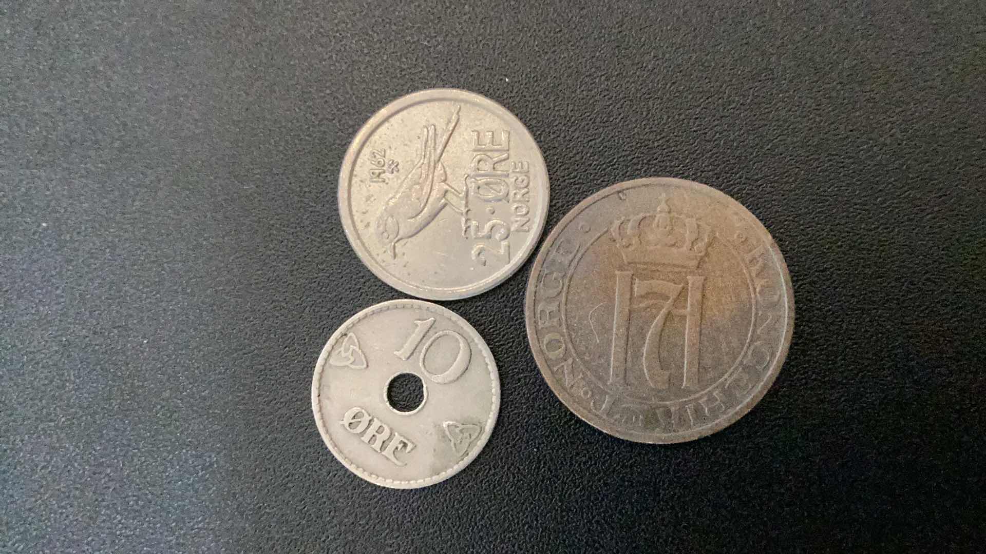 Photo 1 of 3 COLLECTIBLE COINS - NORWAY 1926; 1929, 1962