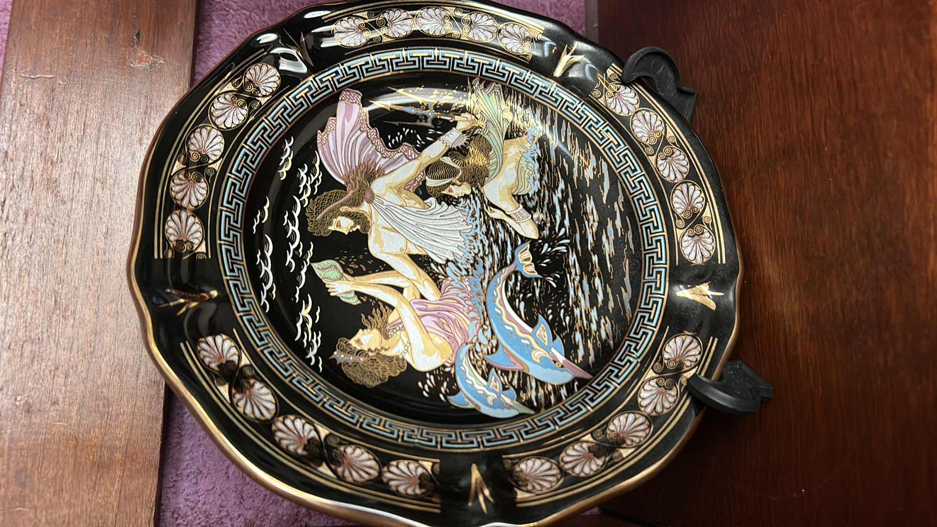 Photo 2 of 4 PIECE HOME DECOR COLLECTIBLES HAND MADE PLATE ITALY 24K GOLD, FIGURINE MADE ON ITALY, 2 ASIAN VASES