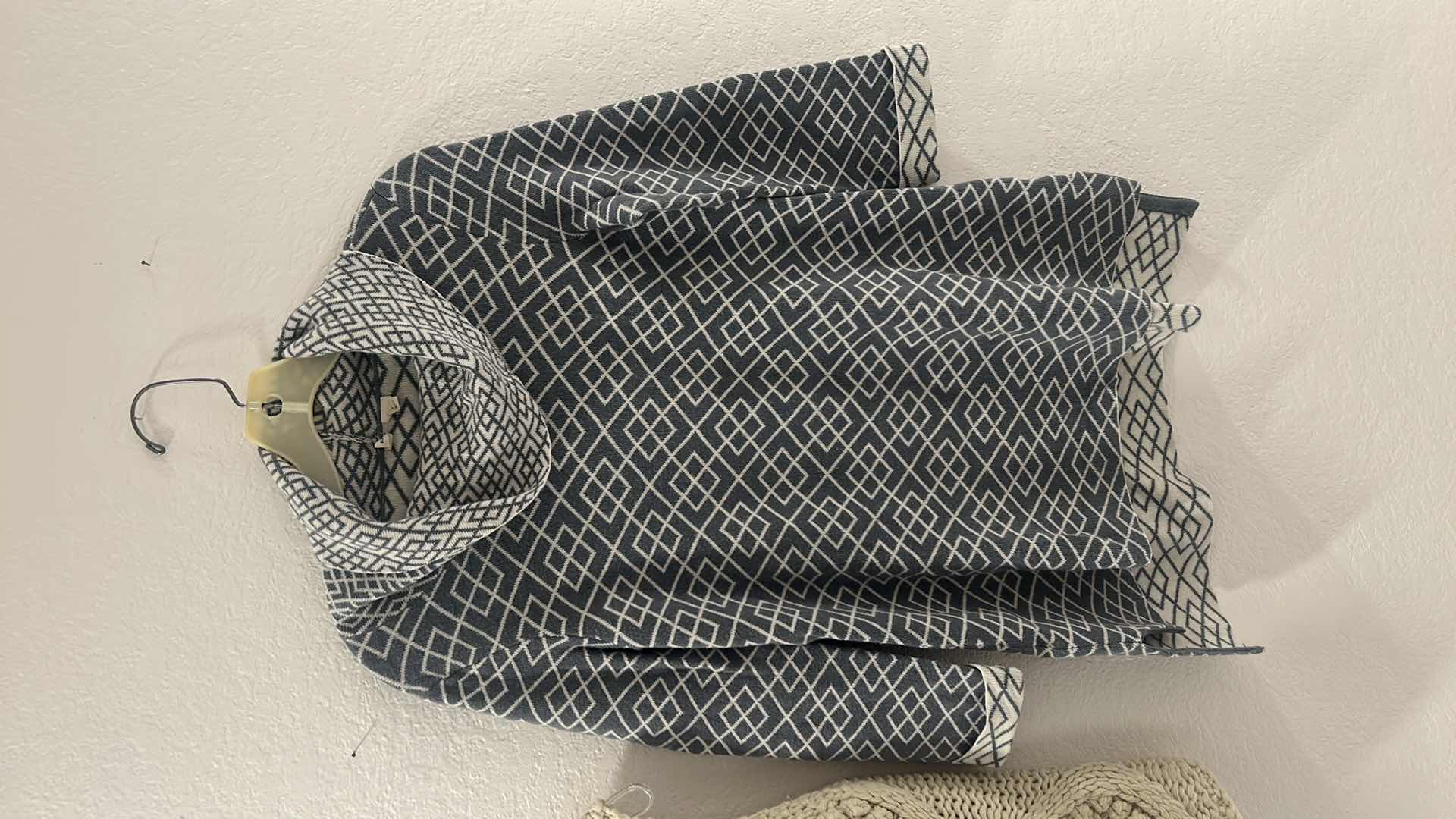 Photo 1 of 2 MEDIUM SWEATERS FROM ANTHROPOLOGY