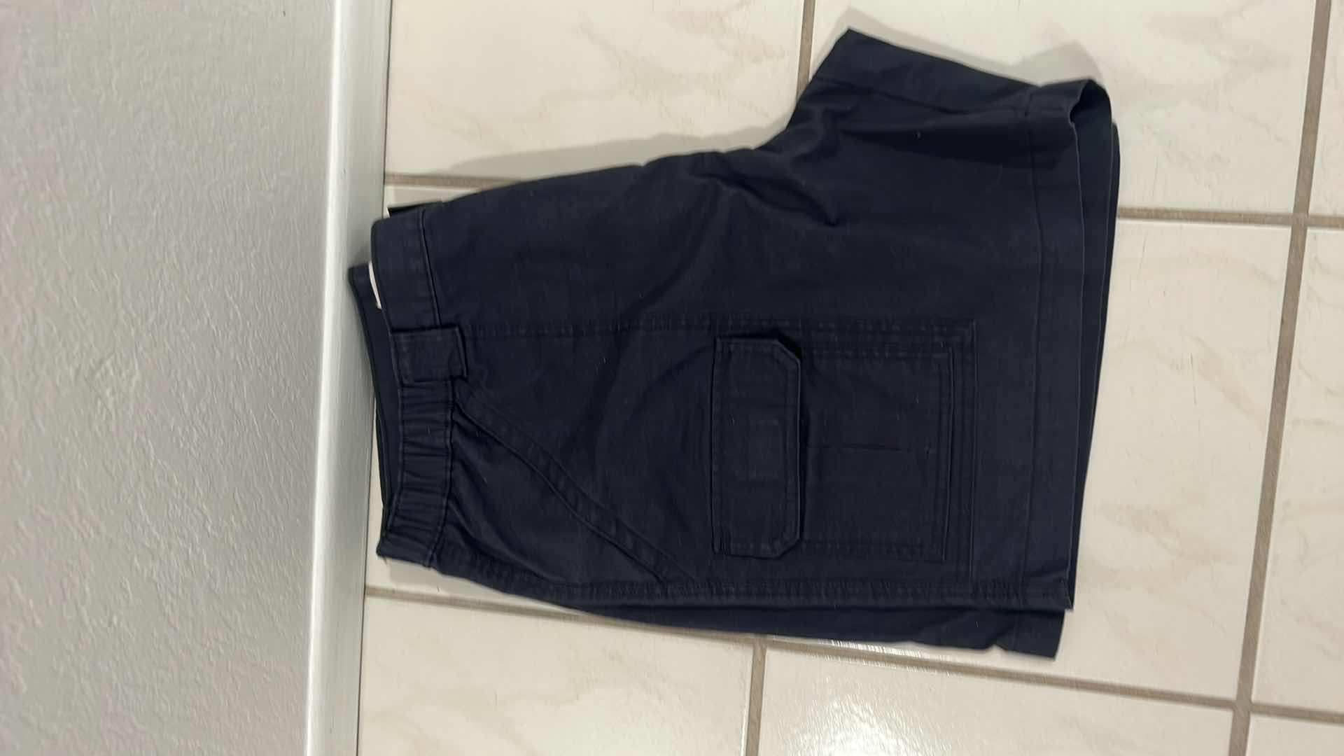 Photo 1 of 5 PAIRS MENS CARGO SHORTS SIZE 36” x 38”