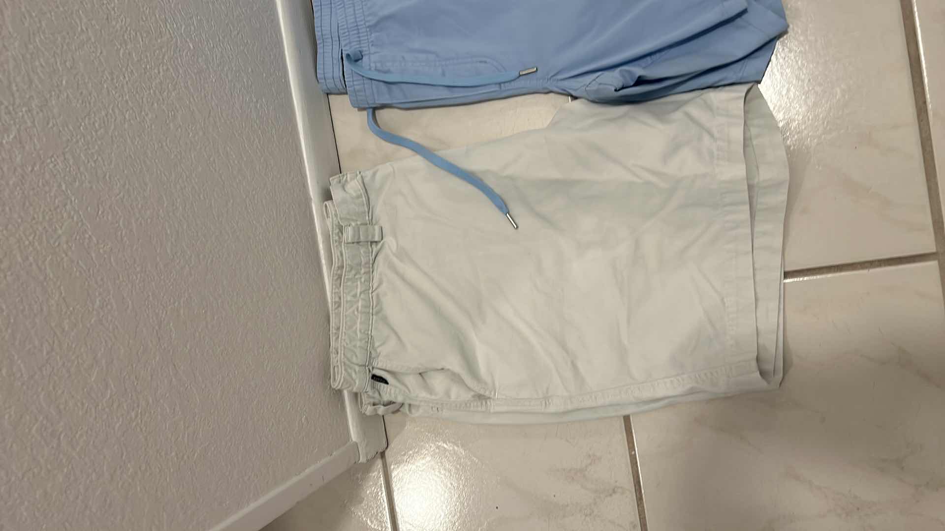 Photo 1 of 5 PAIRS MENS CARGO SHORTS SIZE 36” x 38”