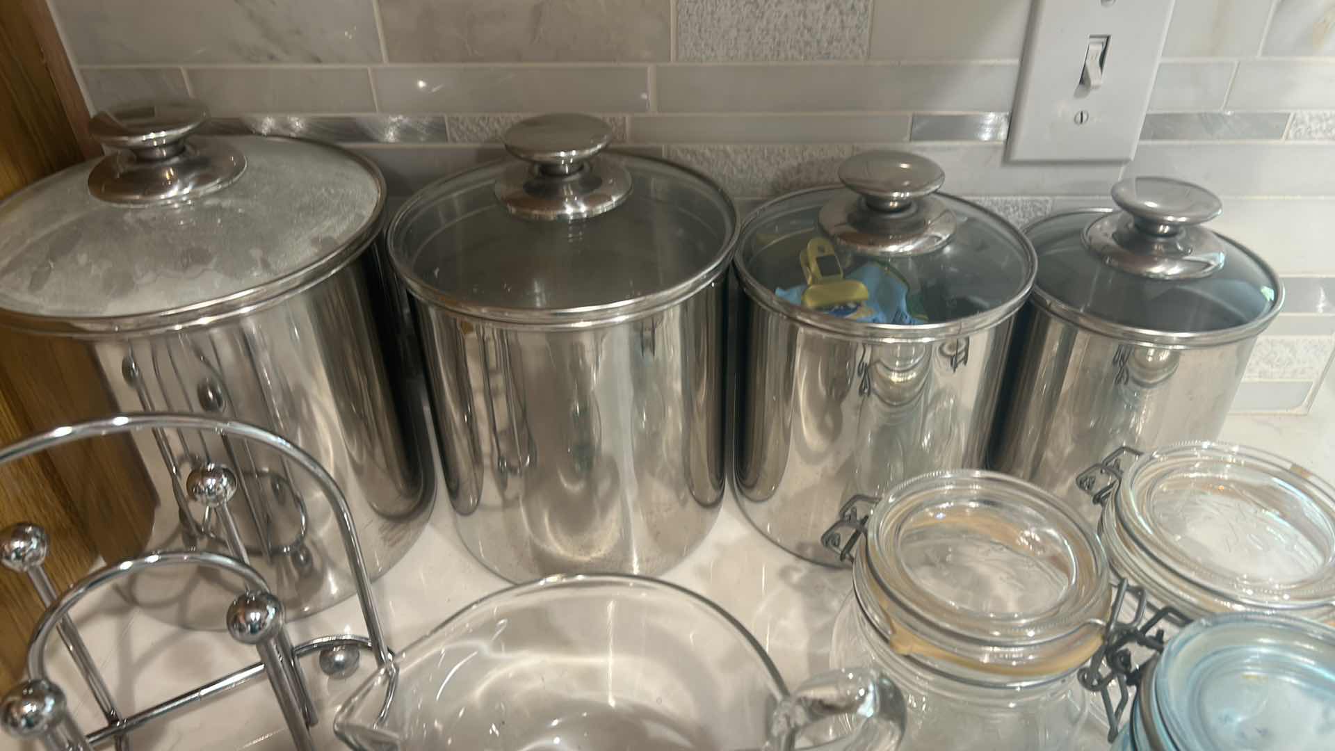 Photo 1 of KITCHEN ASSORTMENT