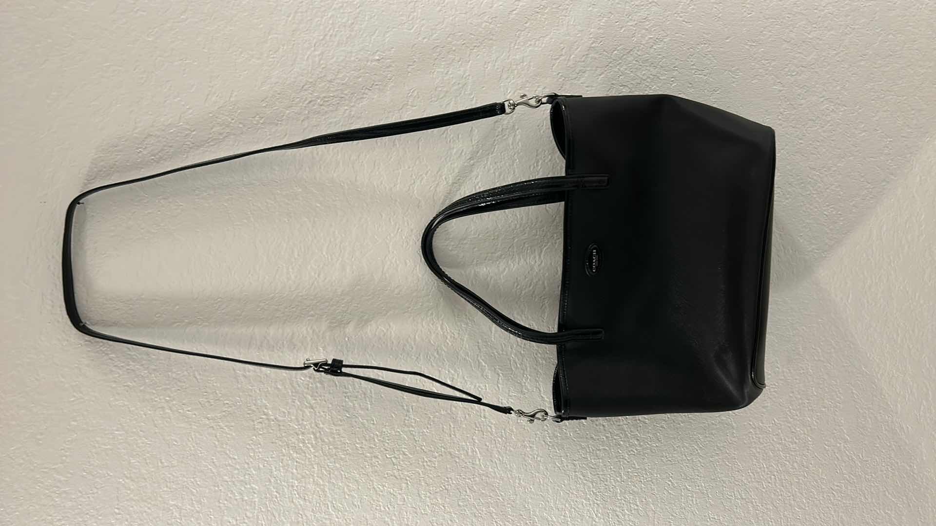 Photo 1 of LADIES HANDBAG COACH