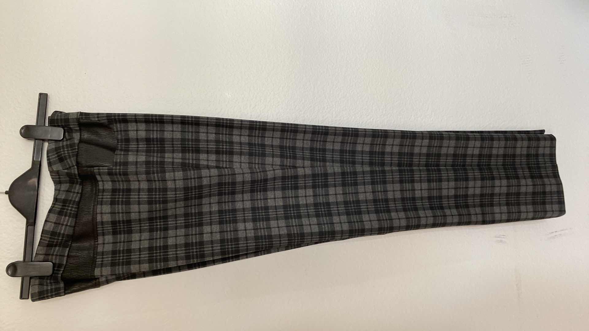 Photo 1 of NWT WOMEN’S SIZE 16 BCNL DESIGN PLAID PANTS 