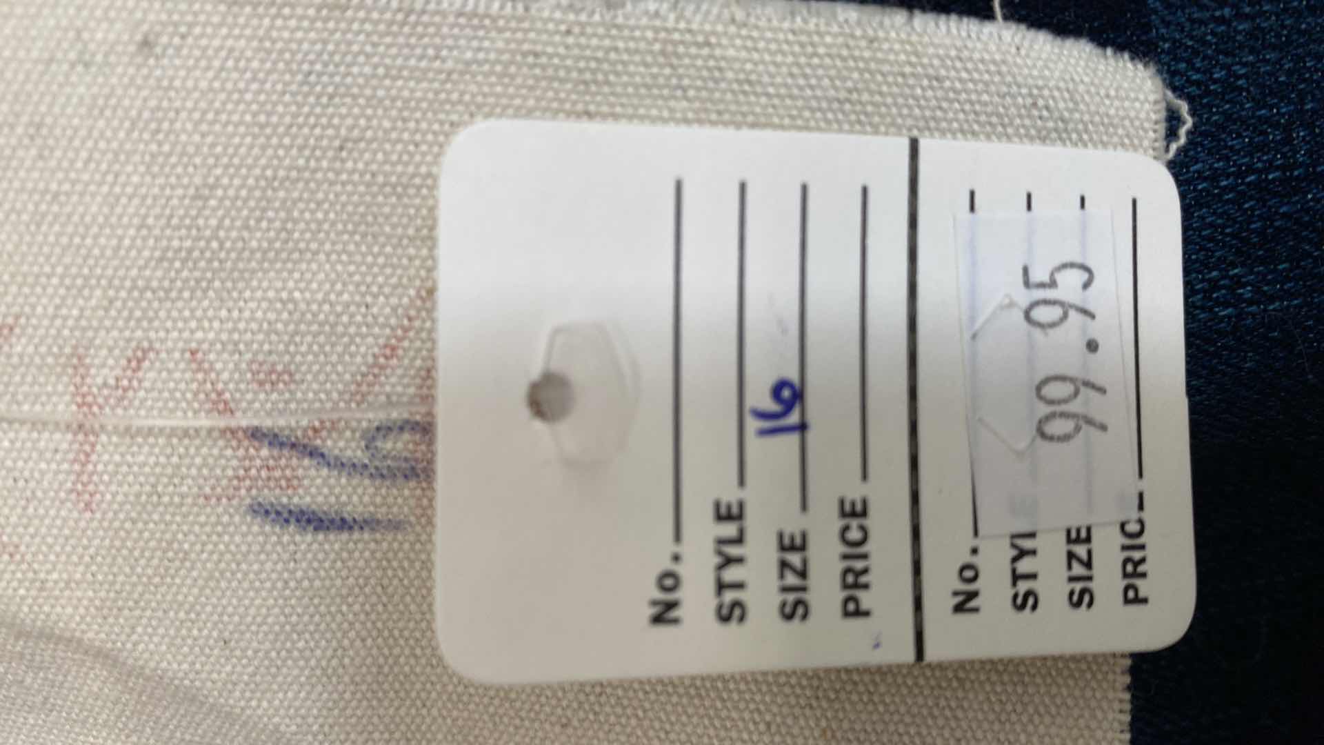 Photo 1 of NWT WOMEN’S SIZE 16 CHALET RIPPED JEANS 