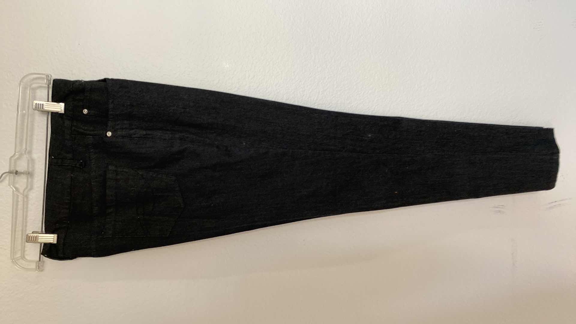 Photo 1 of NWT WOMEN’S SIZE 8 LULU-B STRETCH DENIM PULL ON PANTS 