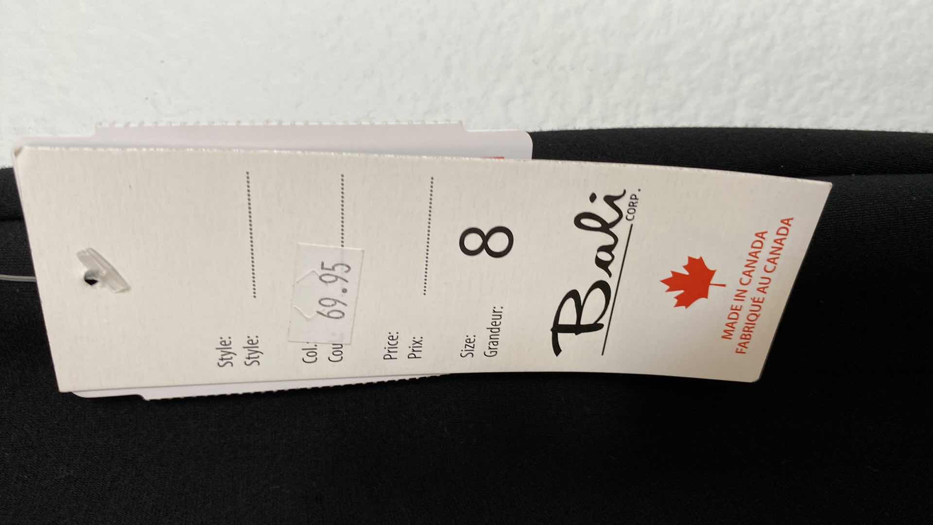 Photo 1 of NWT WOMEN’S SIZE 8 BALI PULL ON PANTS 