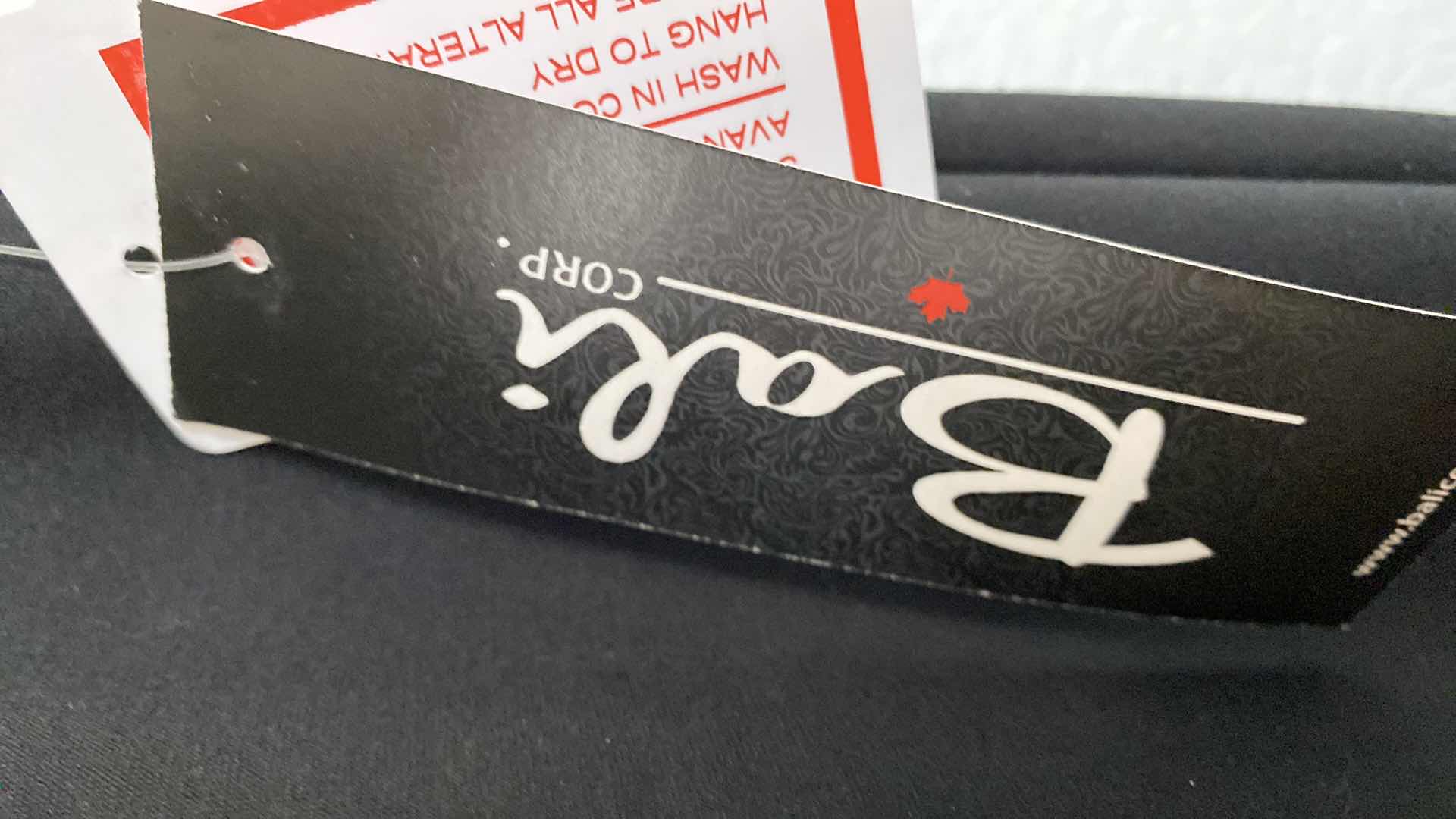 Photo 1 of NWT WOMEN’S SIZE 8 BALI PULL ON PANTS 