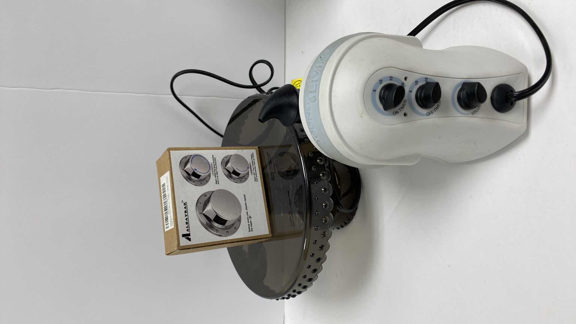 Photo 1 of ASSORTED HOUSEHOLD ITEMS