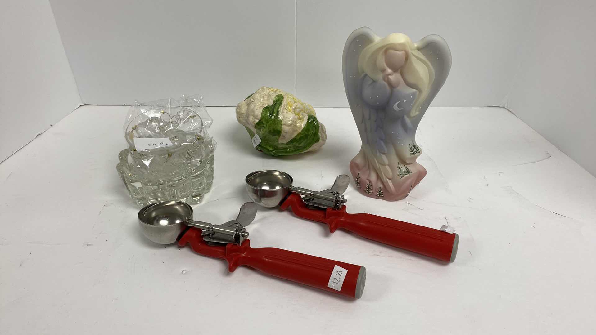 Photo 1 of ASSORTED HOUSEHOLD ITEMS