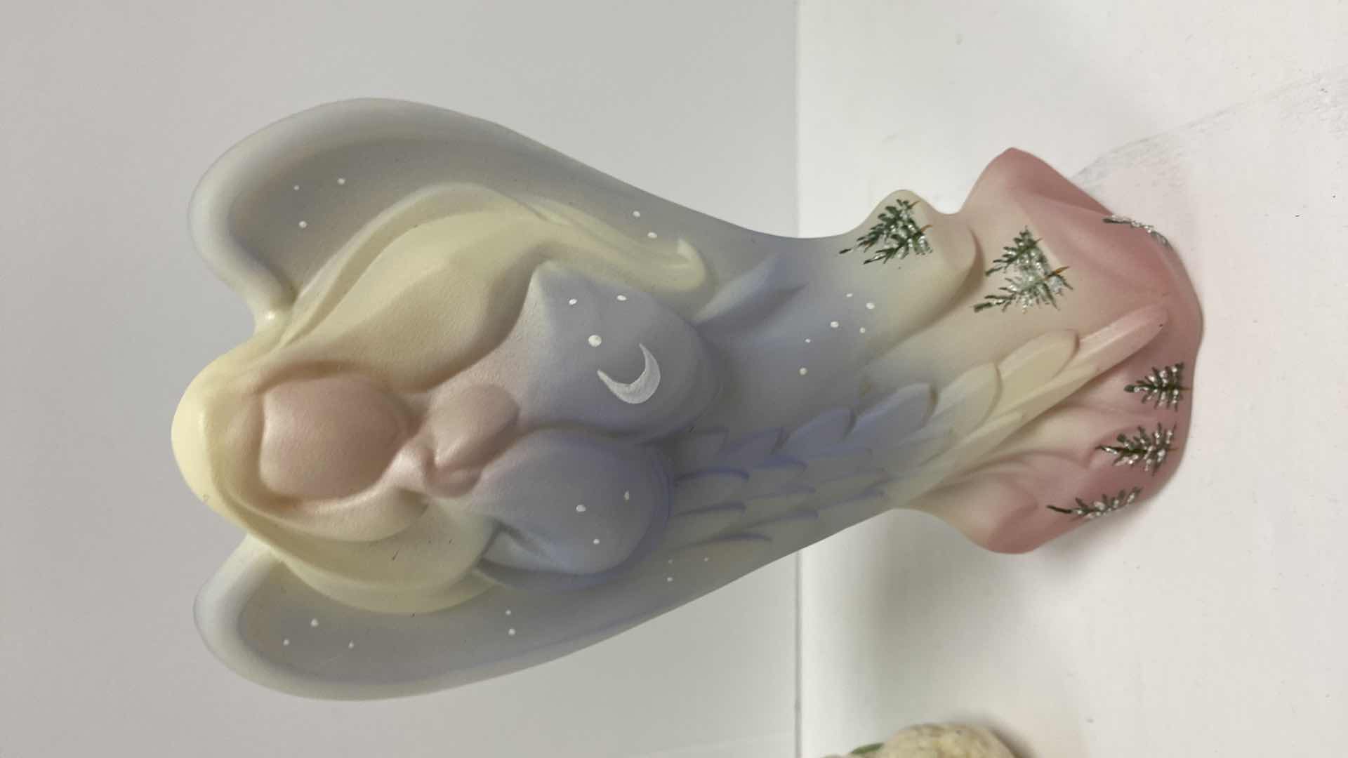 Photo 1 of ASSORTED HOUSEHOLD ITEMS