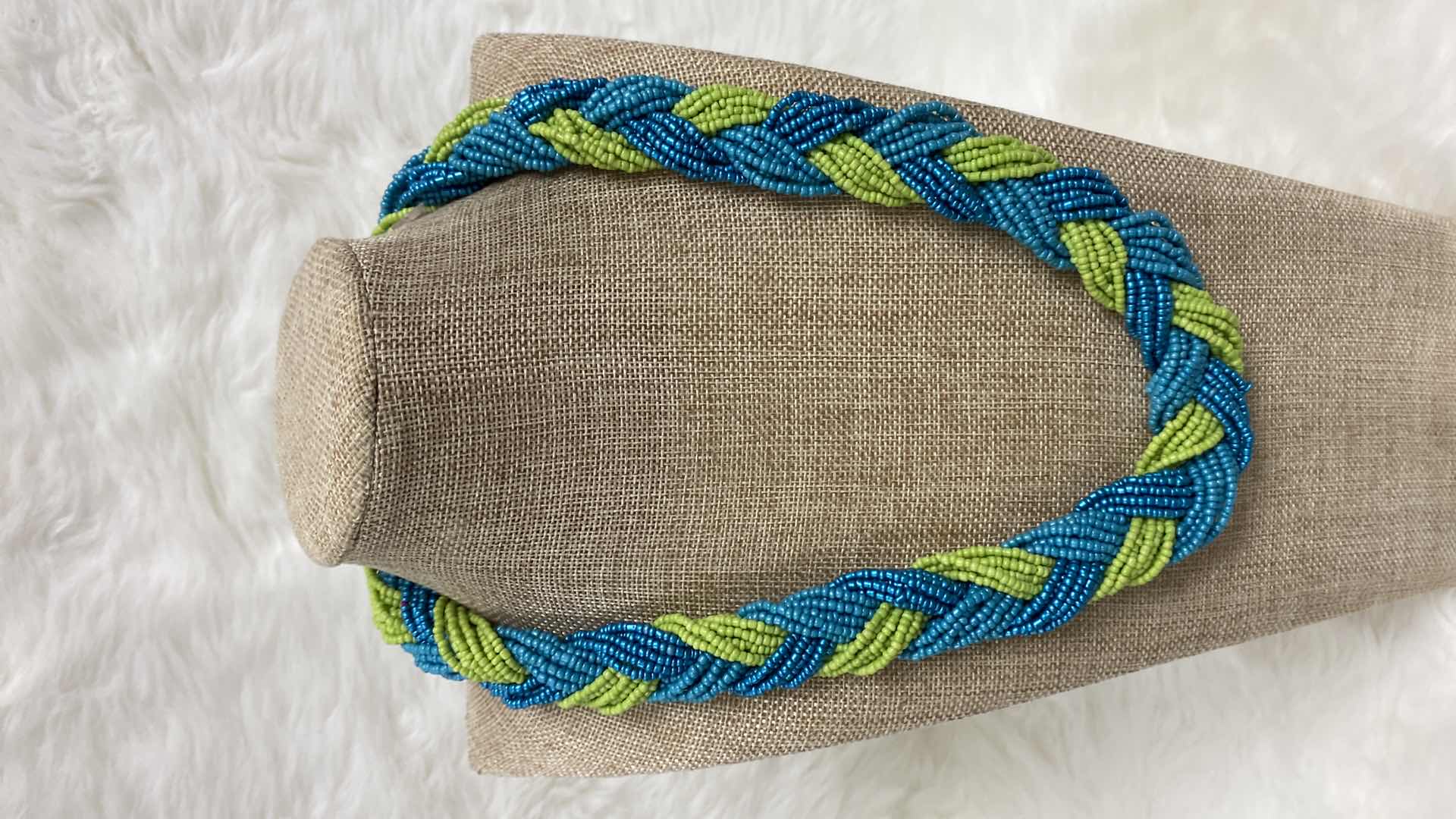 Photo 1 of NEW NECKLACE AND BRACELET COSTUME JEWELRY