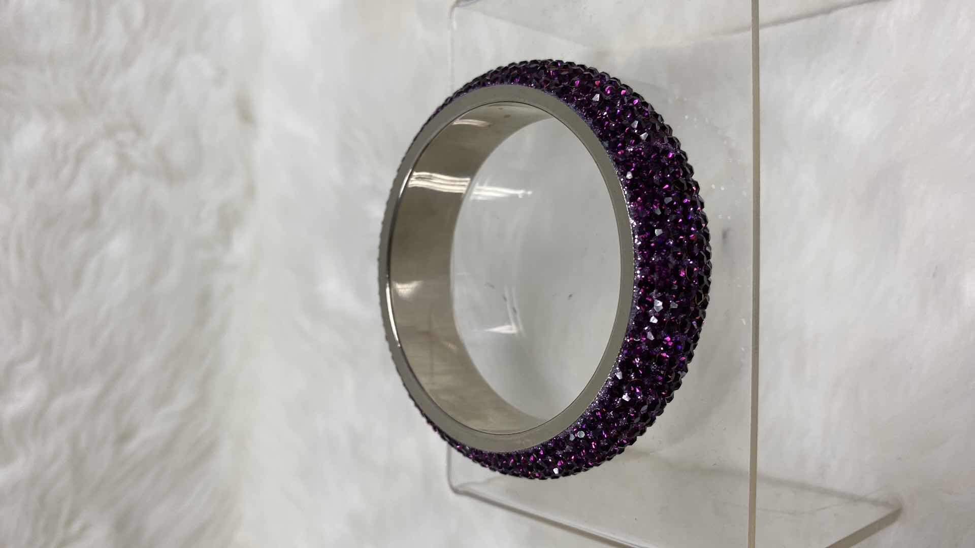 Photo 1 of NEW BRACELET COSTUME JEWELRY 