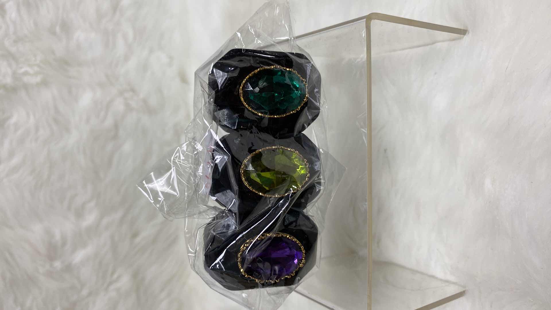 Photo 1 of NEW BRACELET  COSTUME JEWELRY