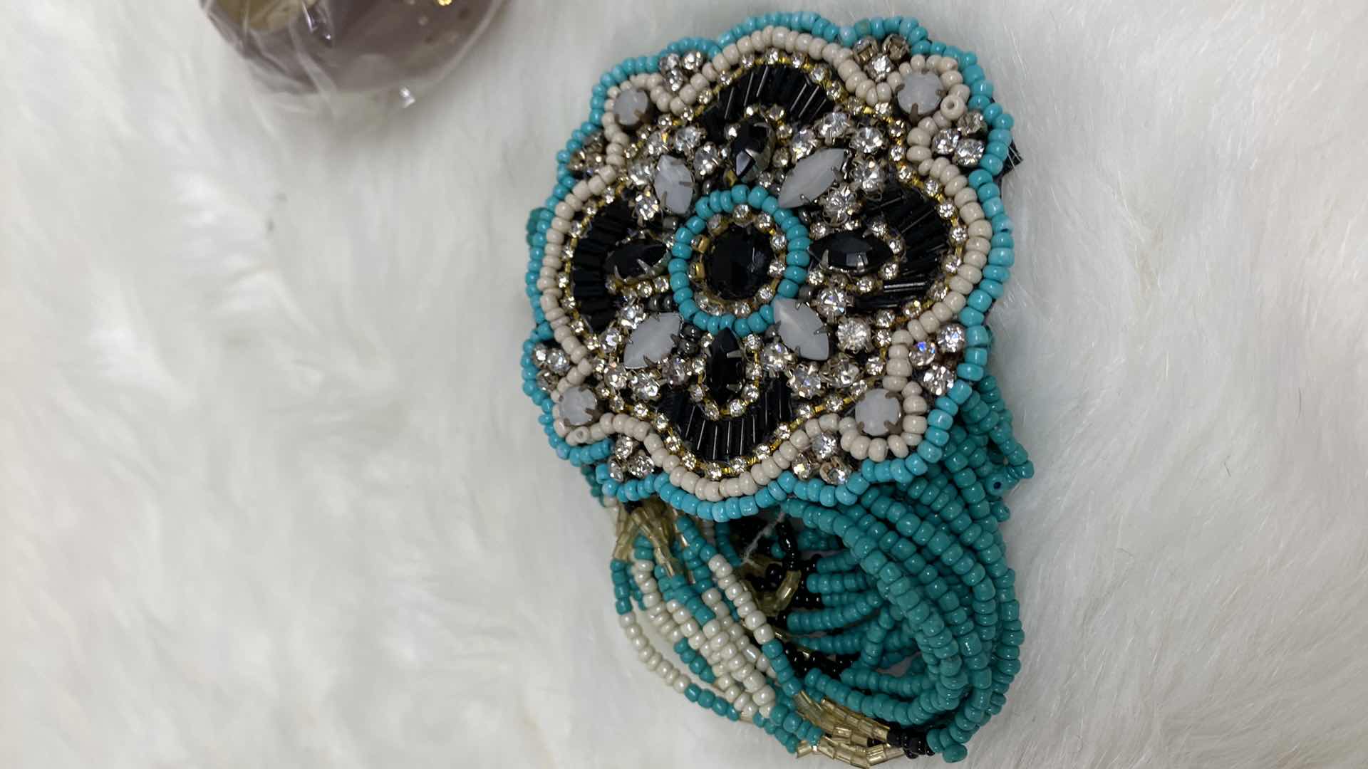 Photo 1 of NEW 2 BRACELET 1 EARRING COSTUME JEWELRY 