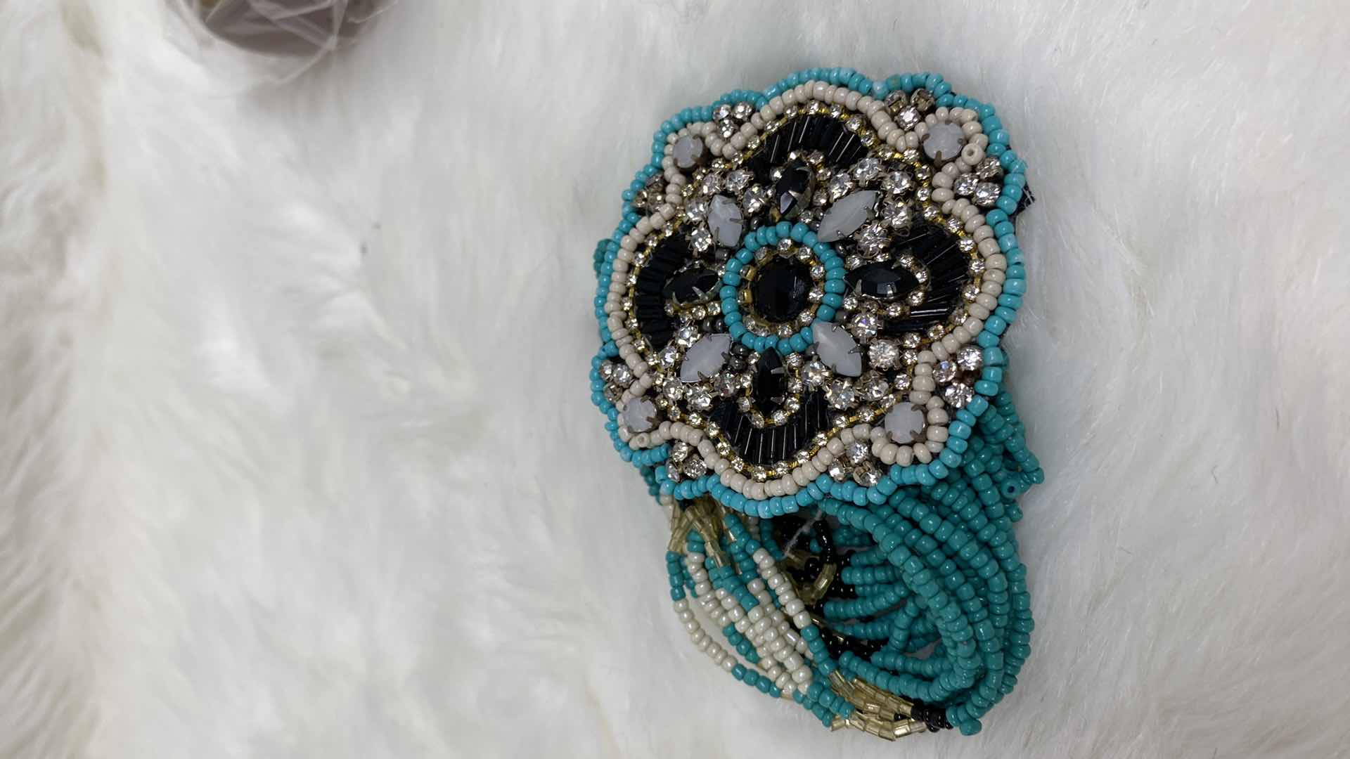 Photo 1 of NEW 2 BRACELET 1 EARRING COSTUME JEWELRY 