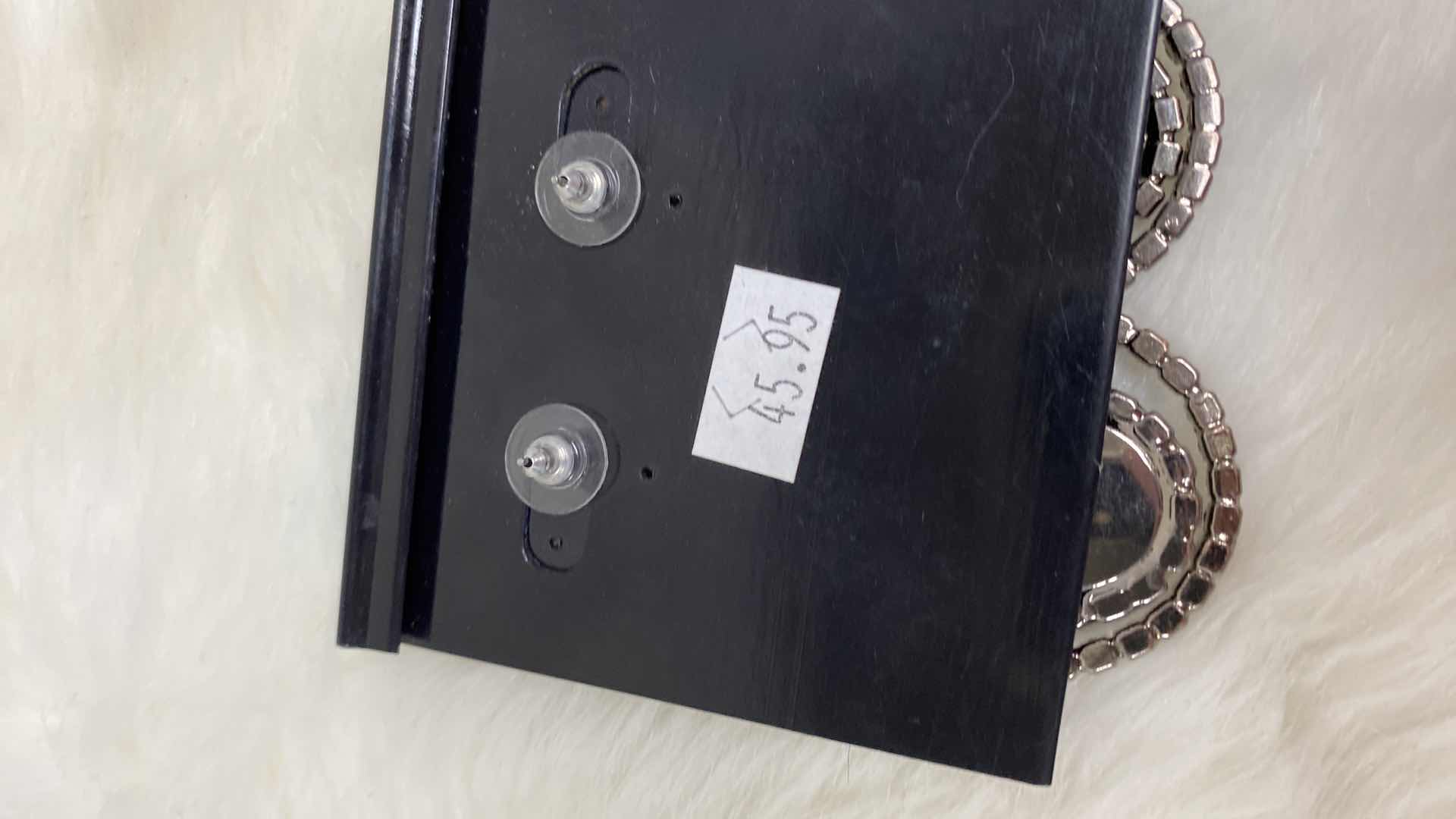 Photo 1 of NEW 3-PIECES COSTUME JEWELRY 