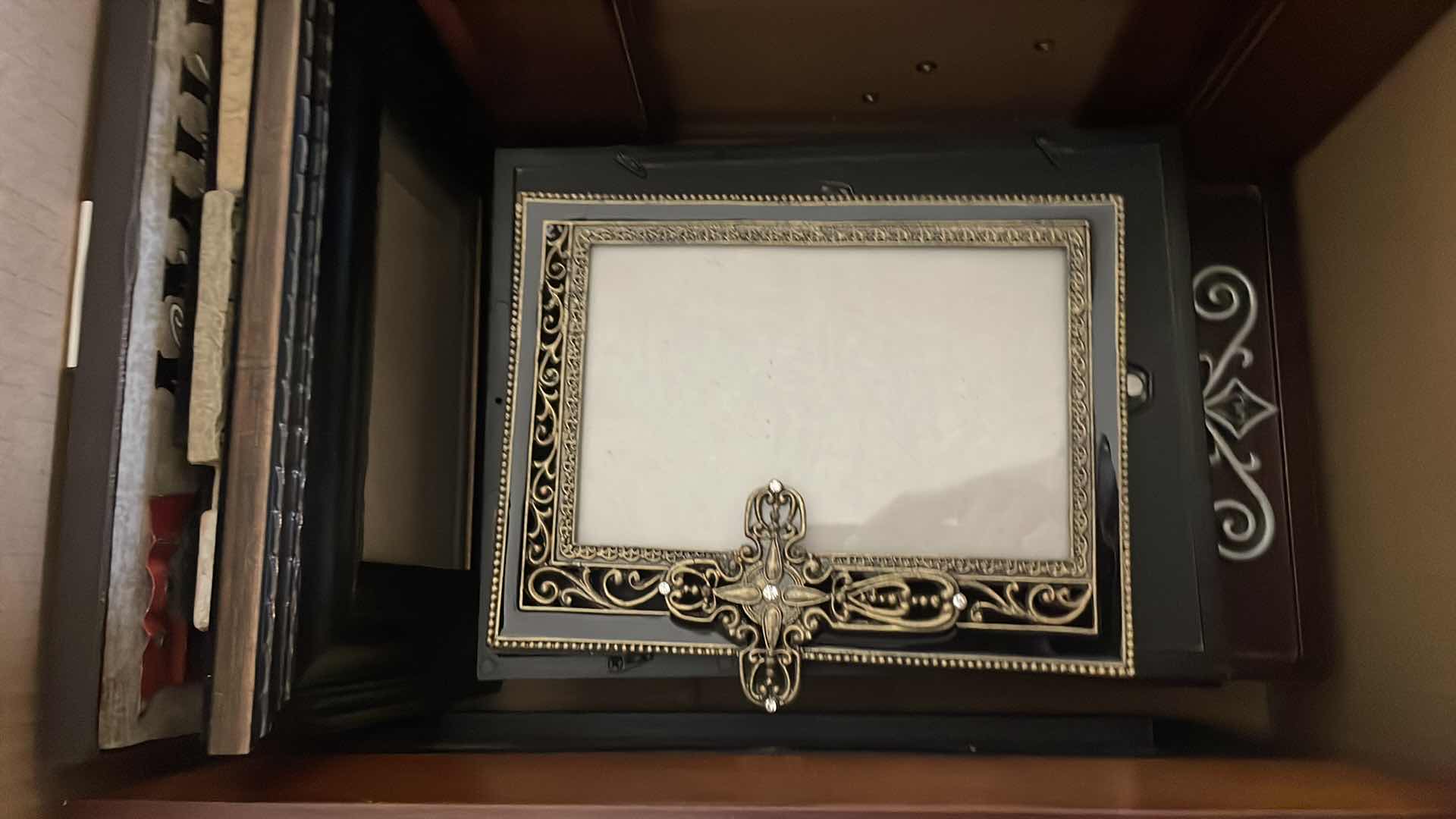 Photo 1 of ASSORTED FRAMES