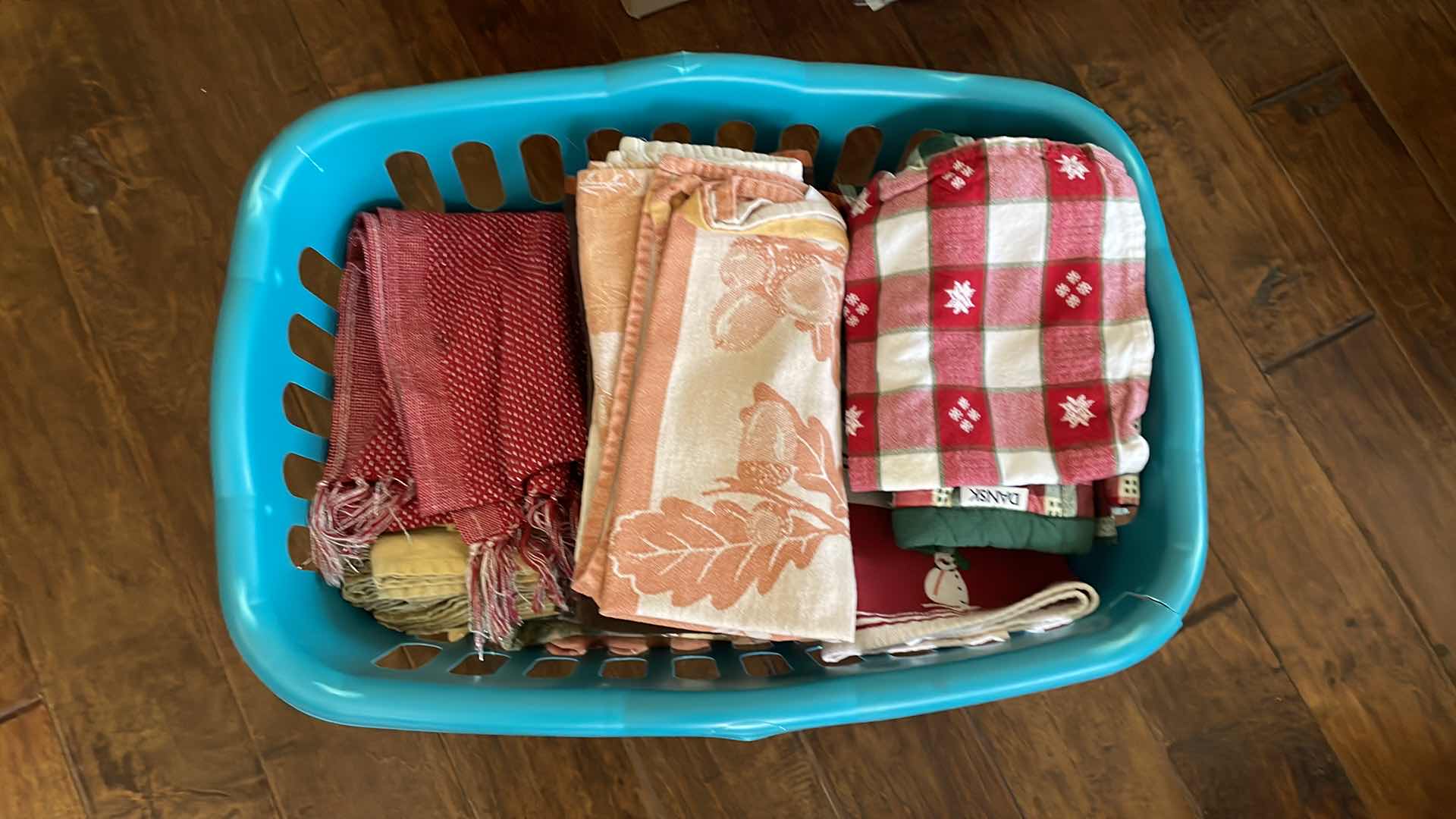 Photo 1 of CHRISTMAS AND THANKSGIVING NAPKINS AND TABLE RUNNERS