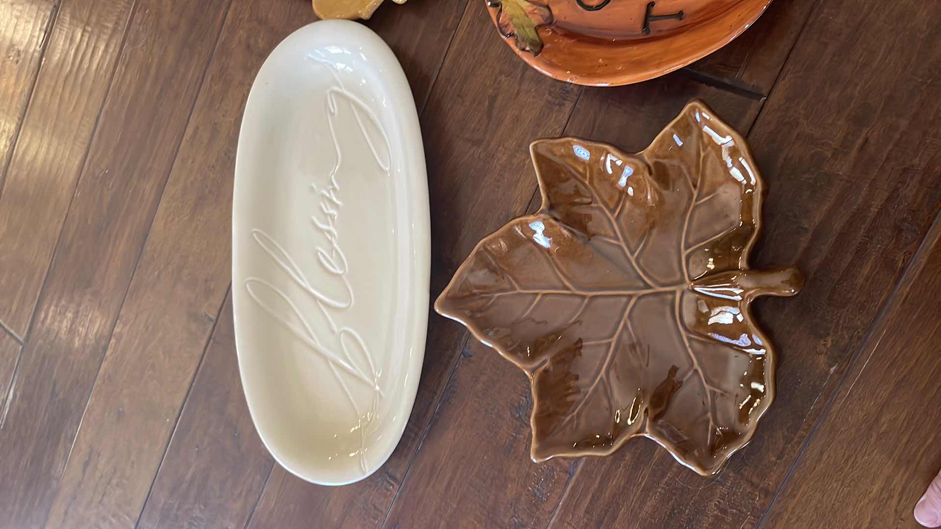 Photo 1 of FALL PLATE /PLATTERS