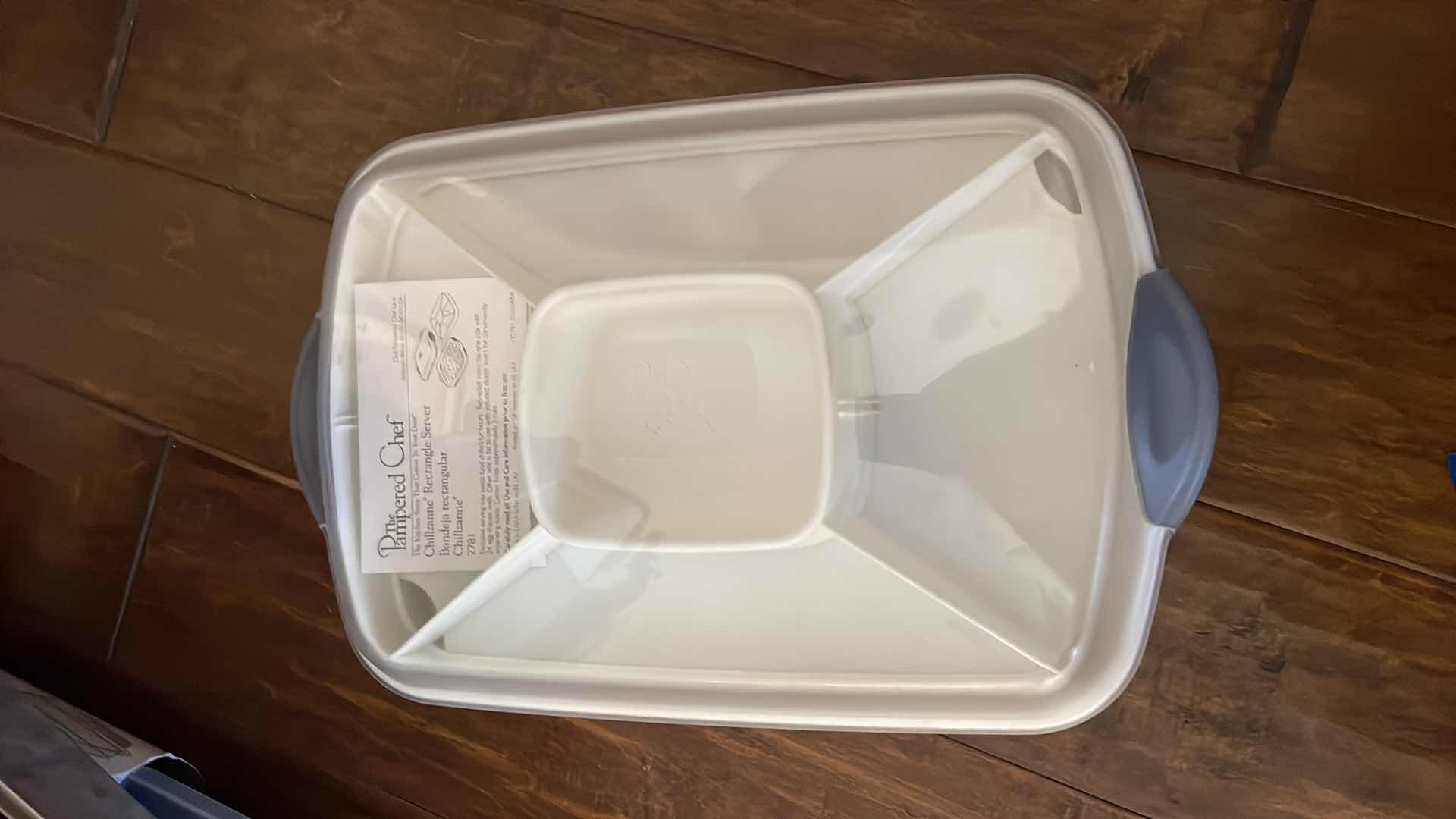 Photo 1 of CHILLZANE RECTANGLE SERVER 
PAMPERED CHEF