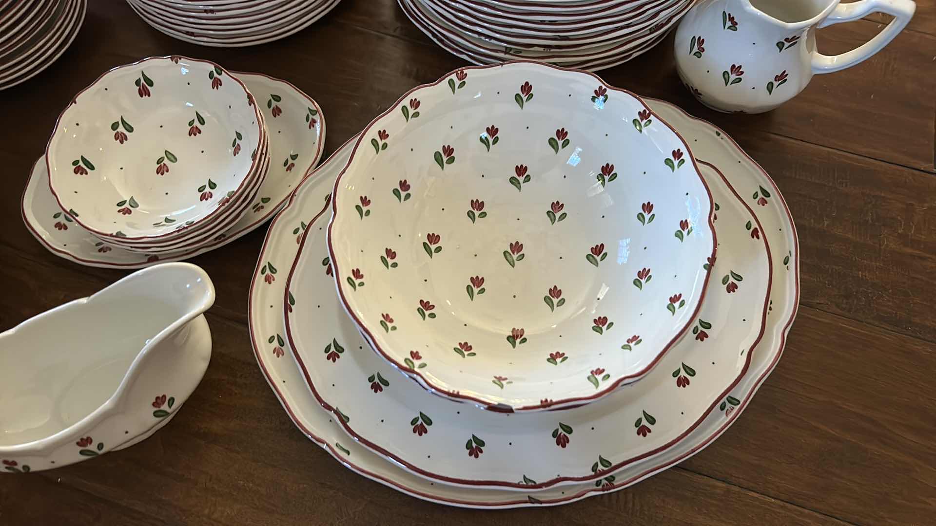 Photo 1 of 79 piece Johnson brothers dinnerware sets from England